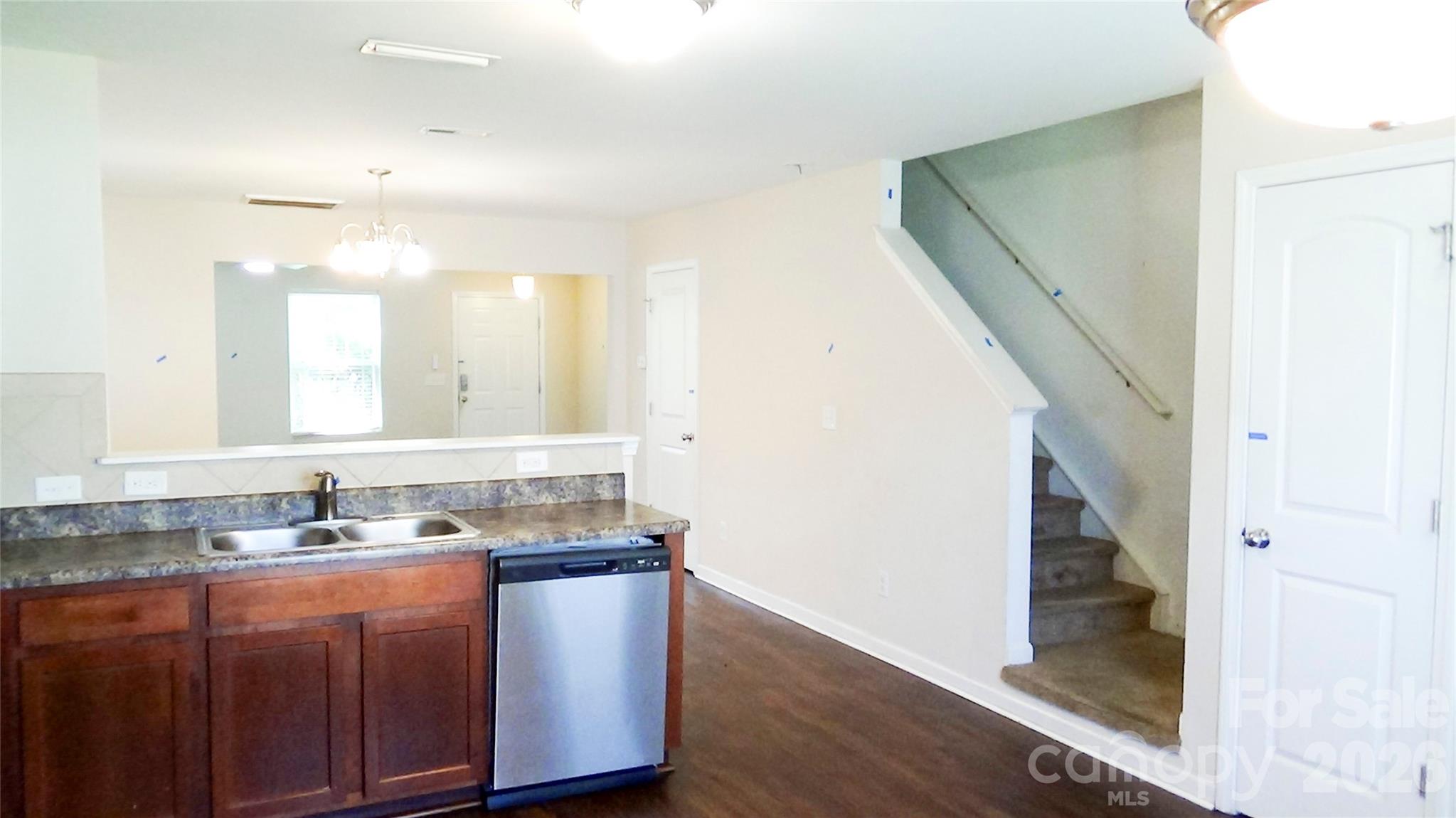 10738 Derryrush Drive — Charlotte