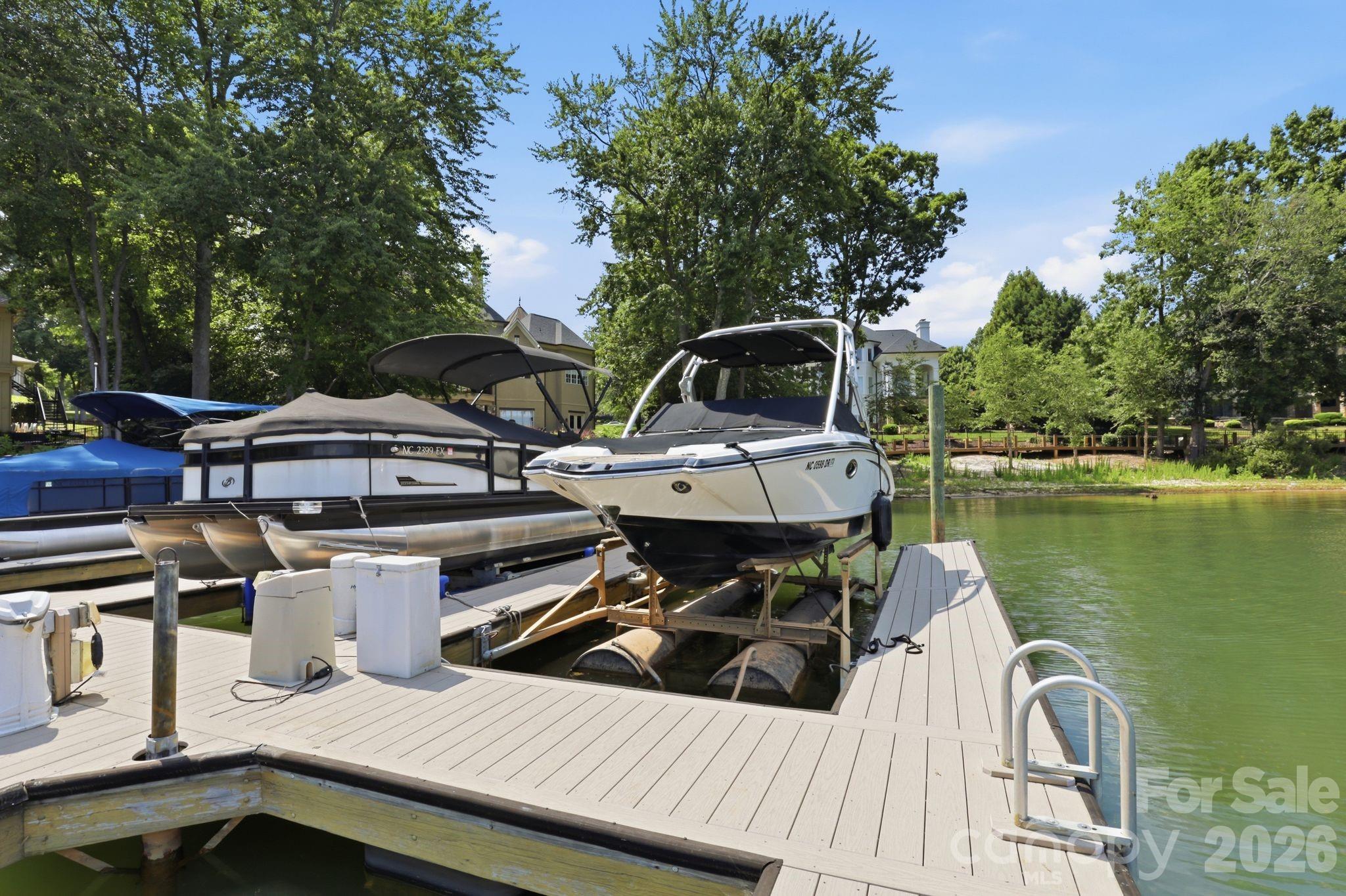 161 Cape Cod Way — Mooresville