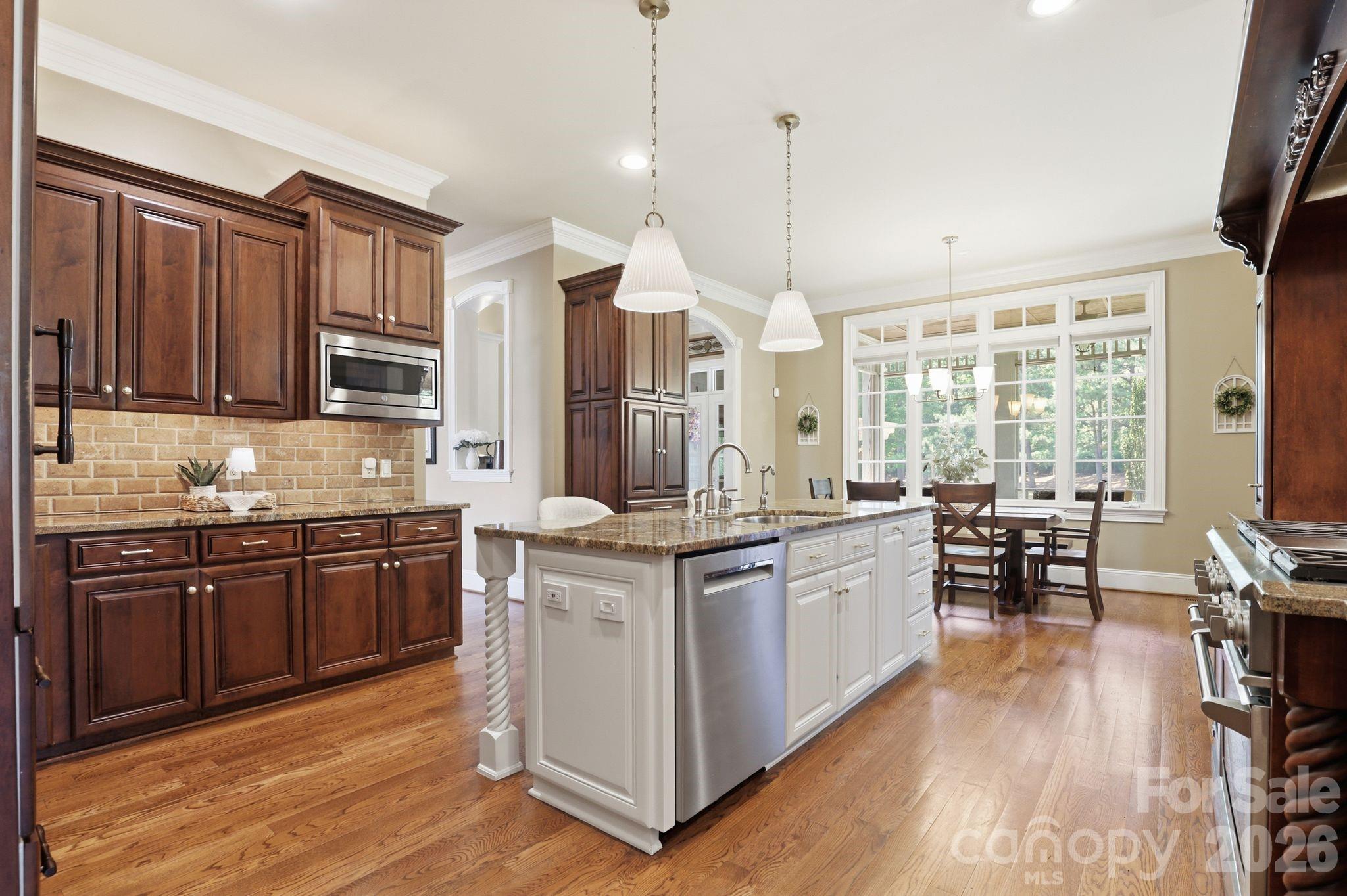 161 Cape Cod Way — Mooresville