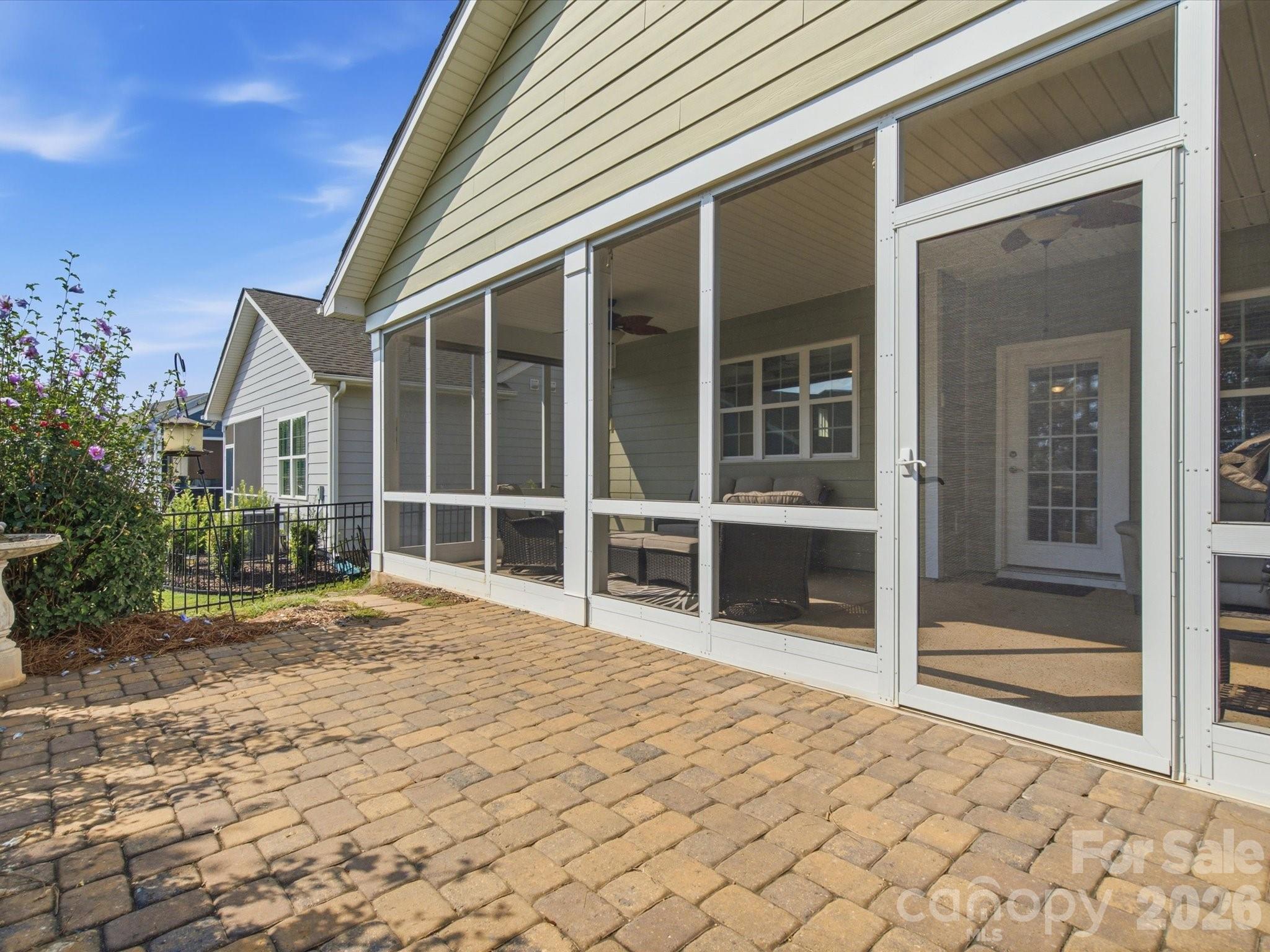 4082 Home Grown Way — Clover
