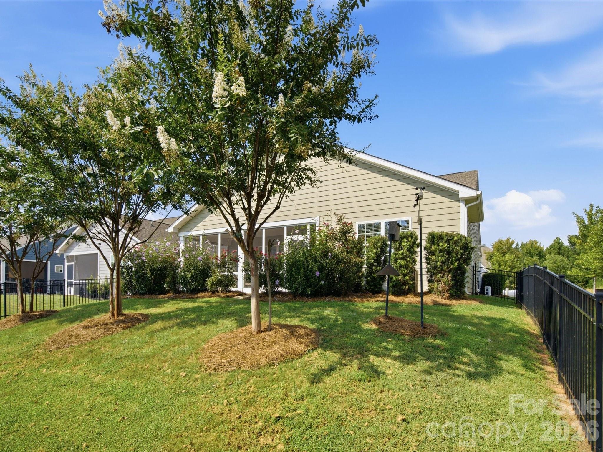 4082 Home Grown Way — Clover