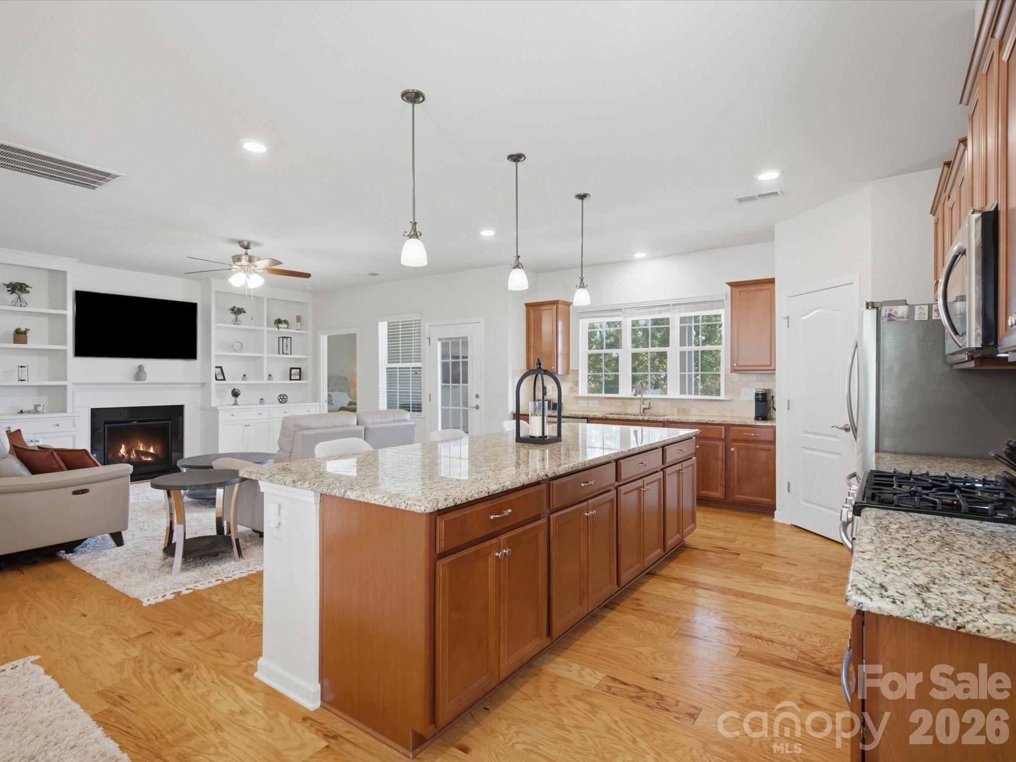 4082 Home Grown Way — Clover