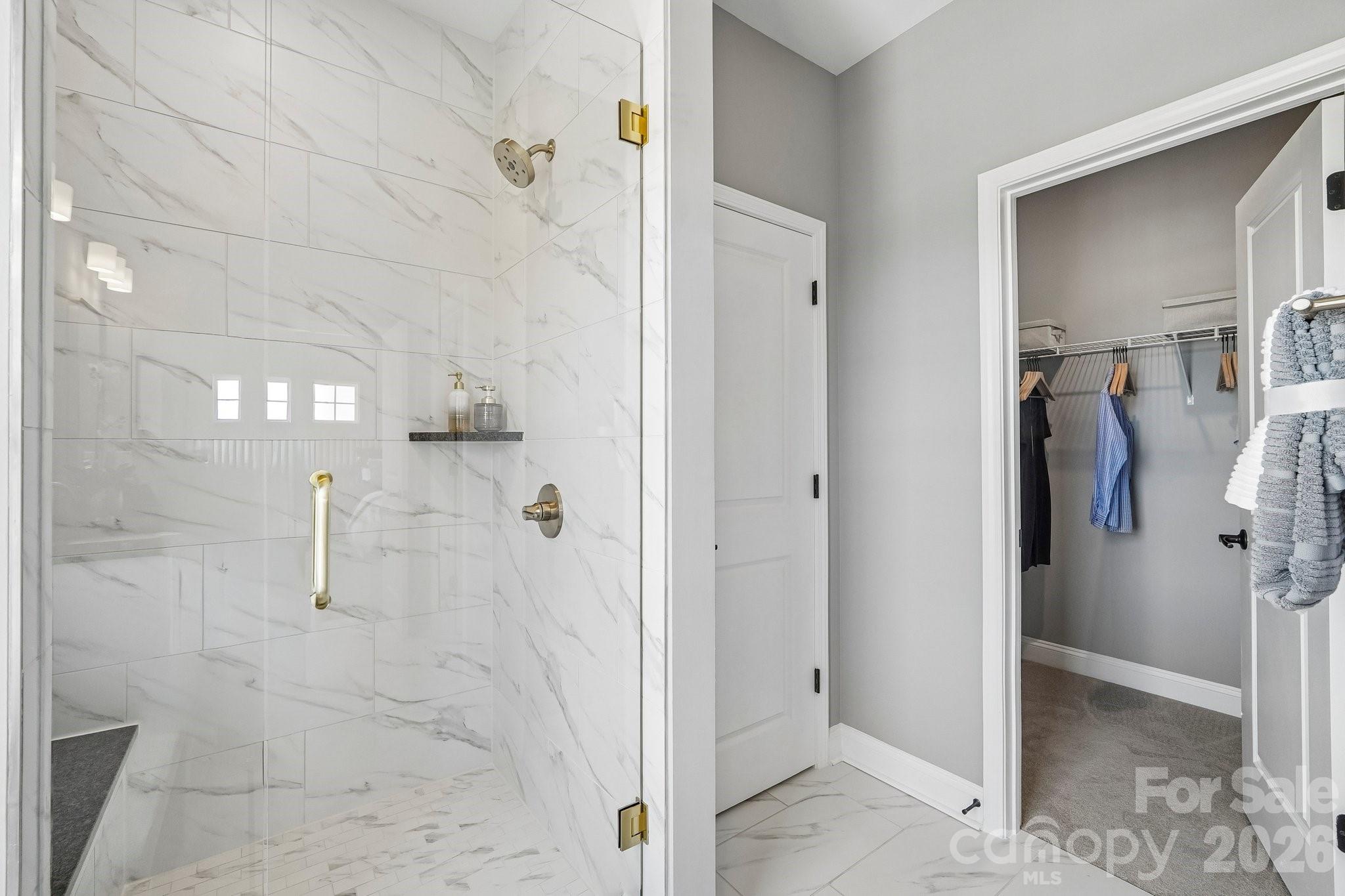 6101 Daisy Dale Drive — Pineville