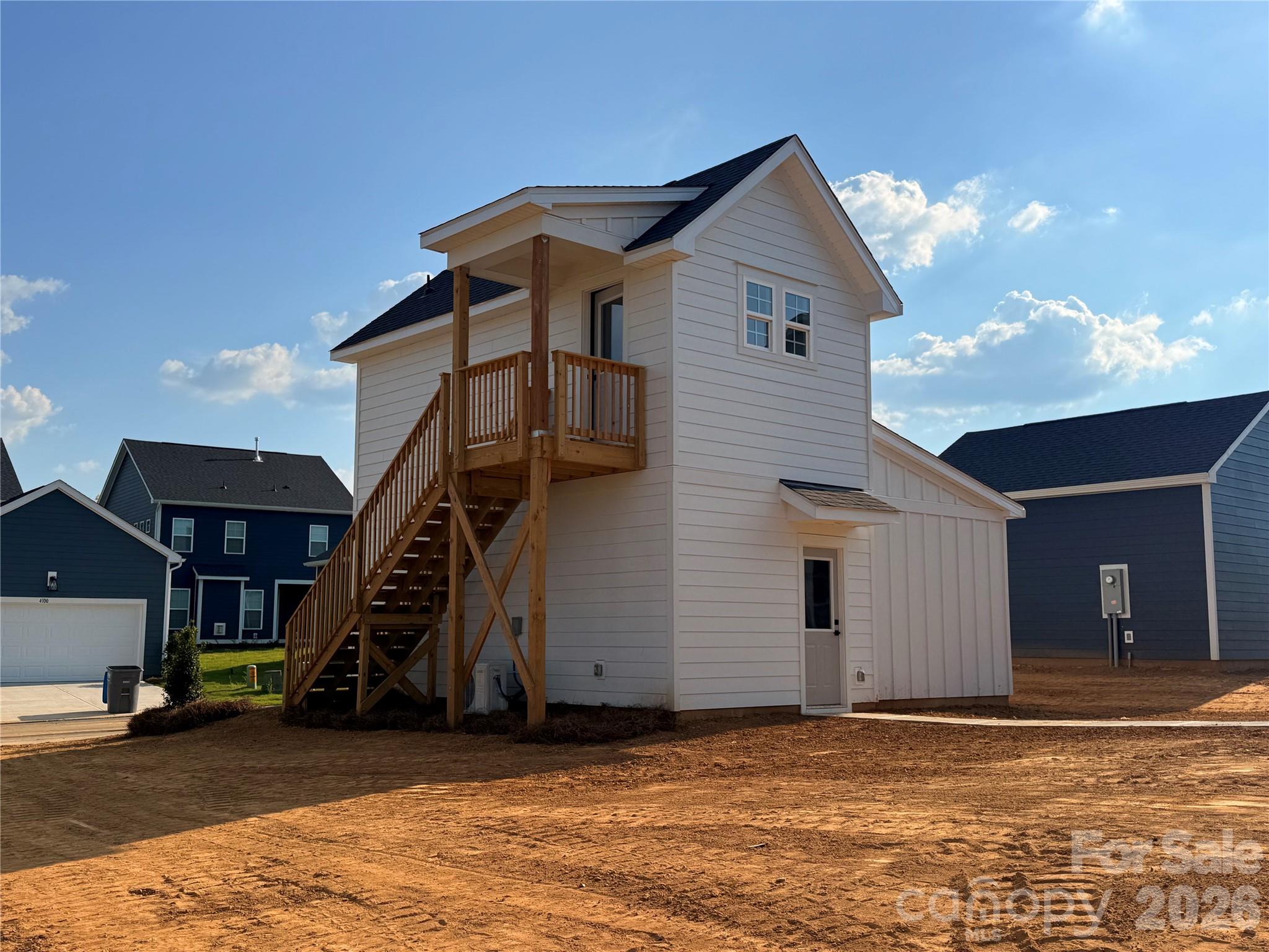 6101 Daisy Dale Drive — Pineville