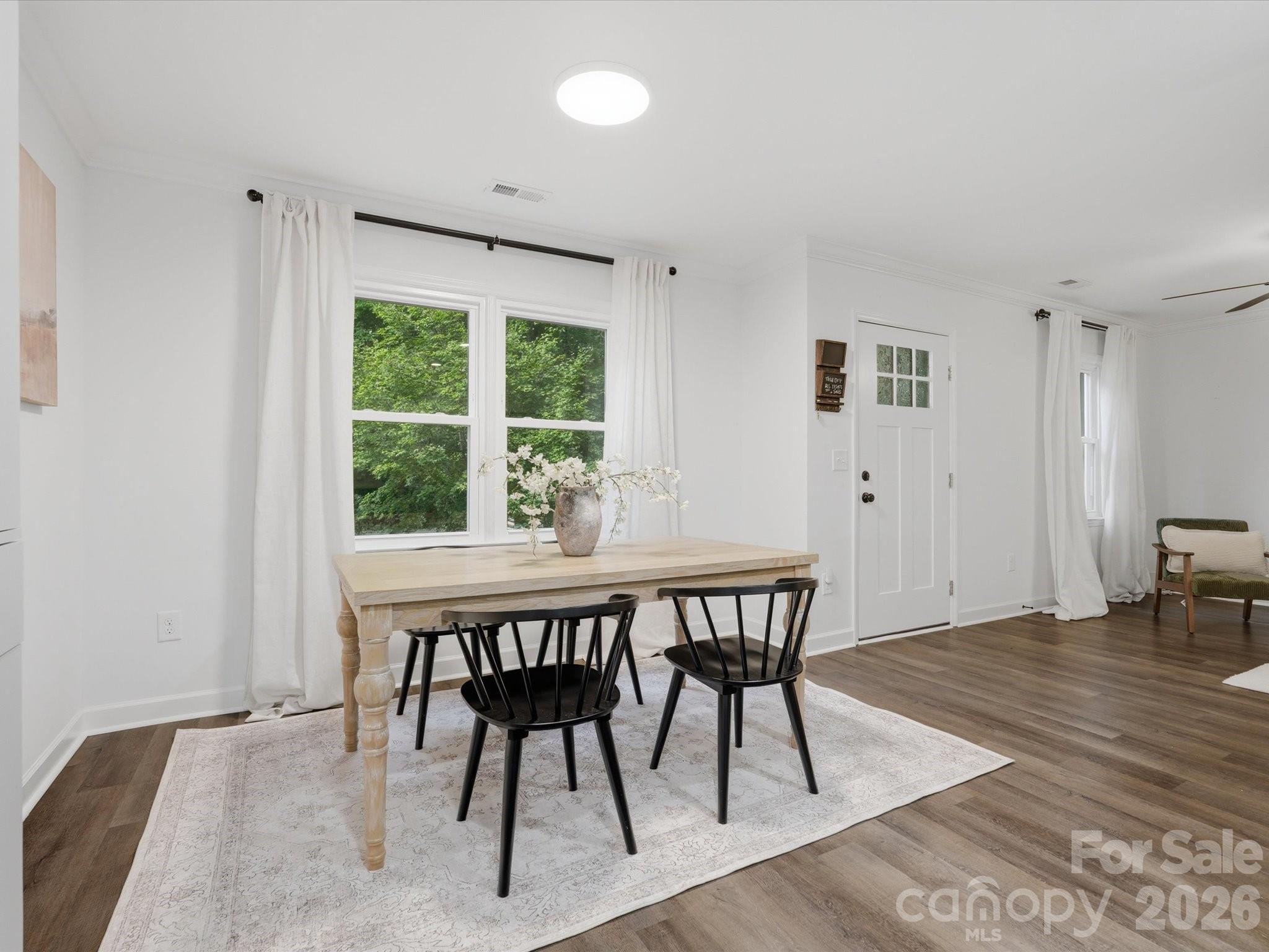 806 Costner Street — Lowell