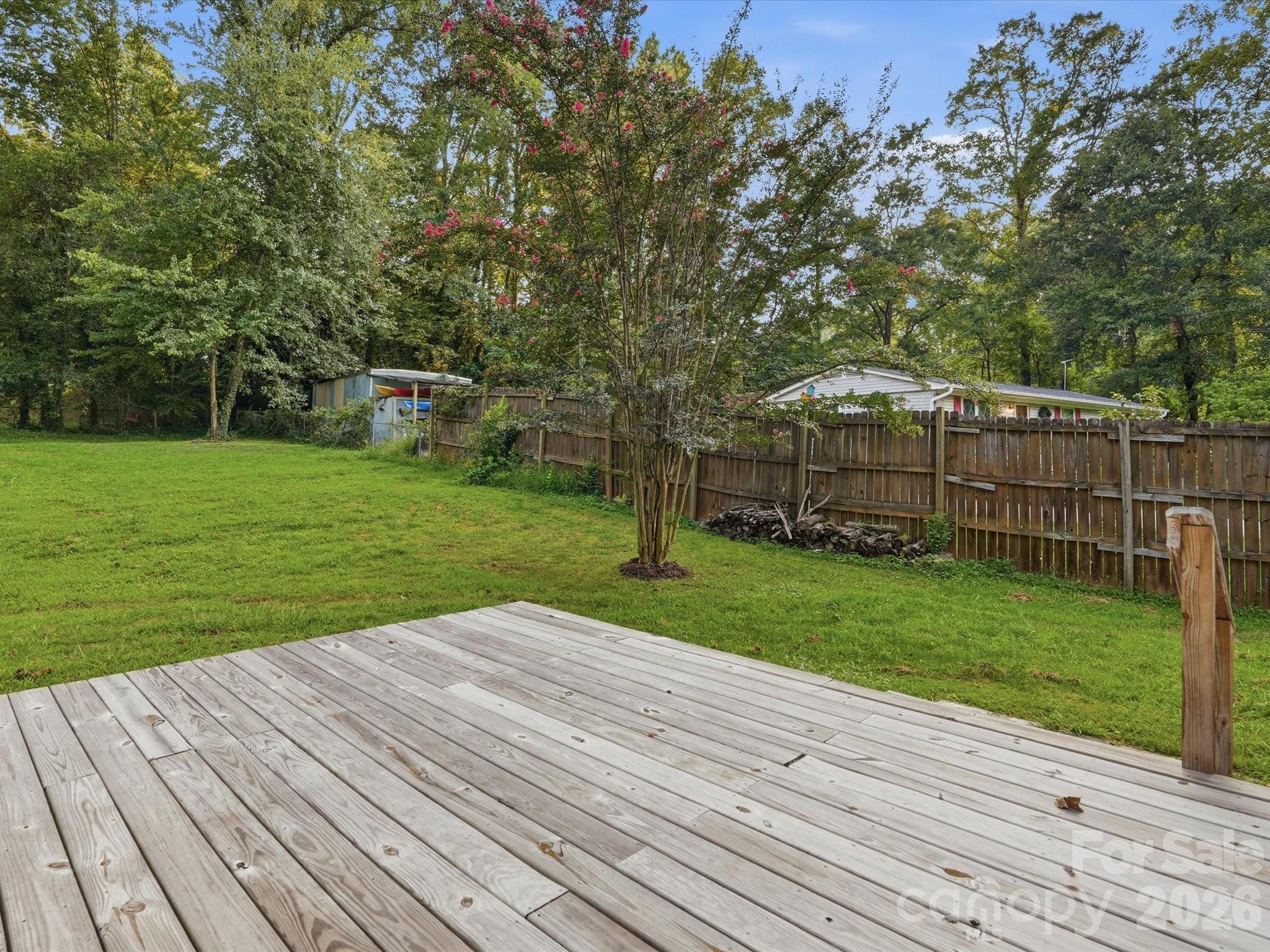 806 Costner Street — Lowell