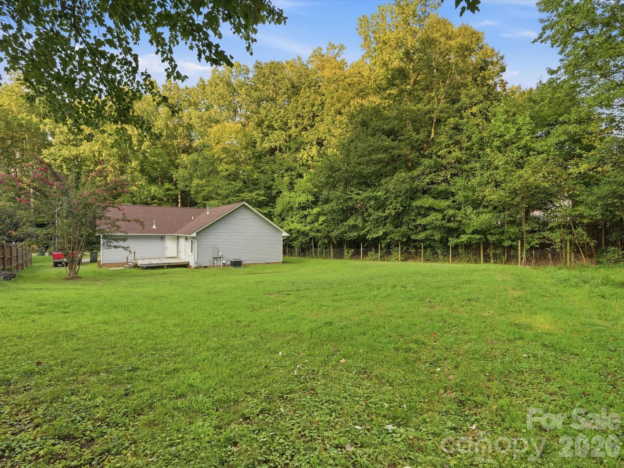 806 Costner Street — Lowell