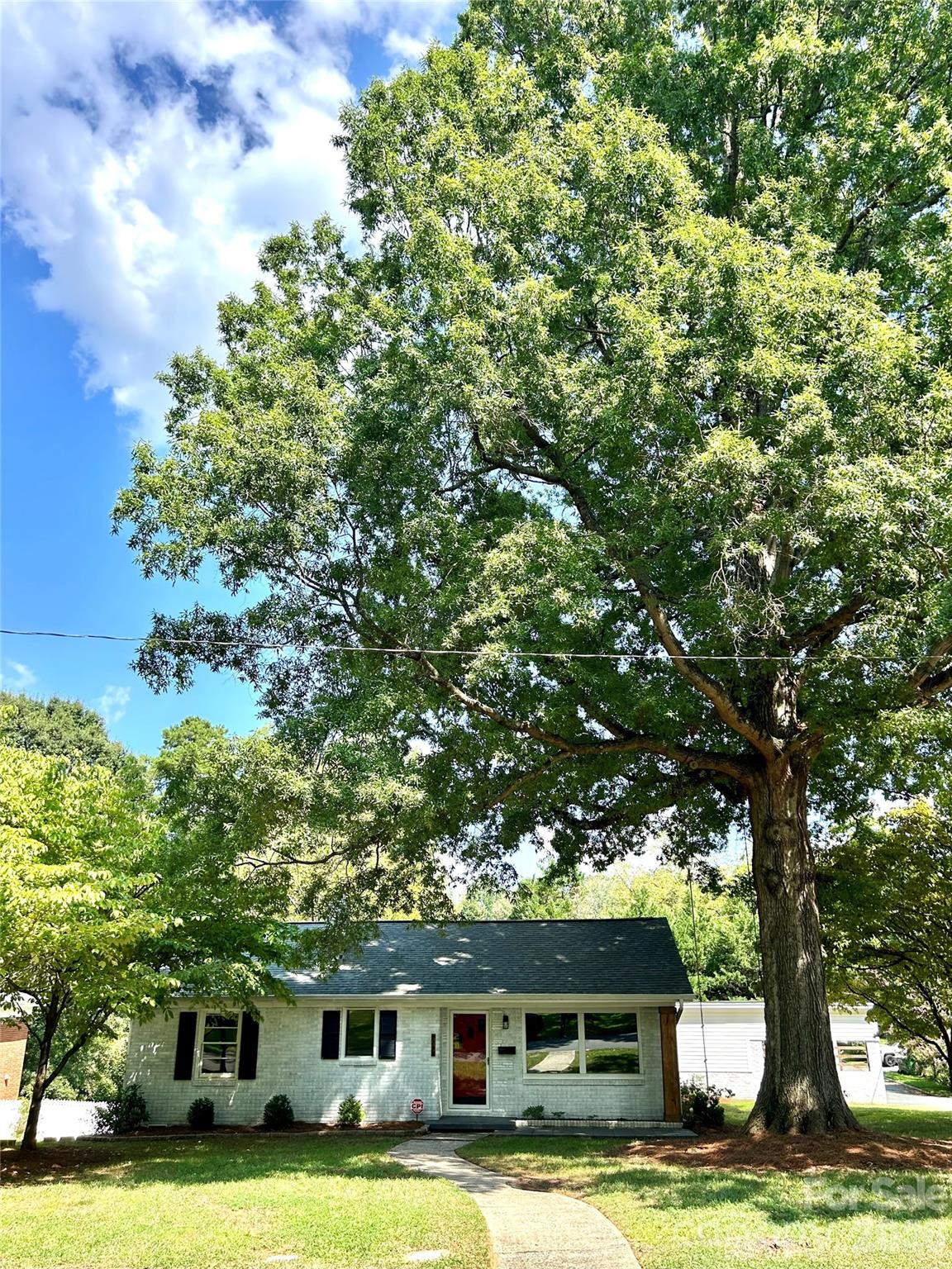 2255 Falmouth Road — Charlotte