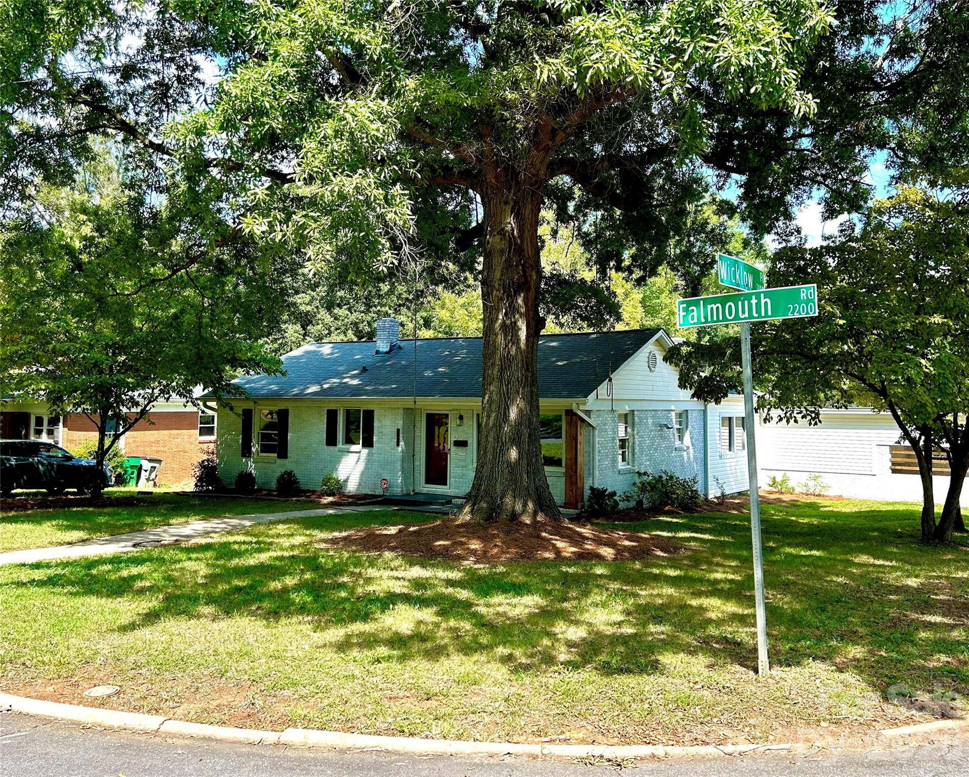 2255 Falmouth Road — Charlotte