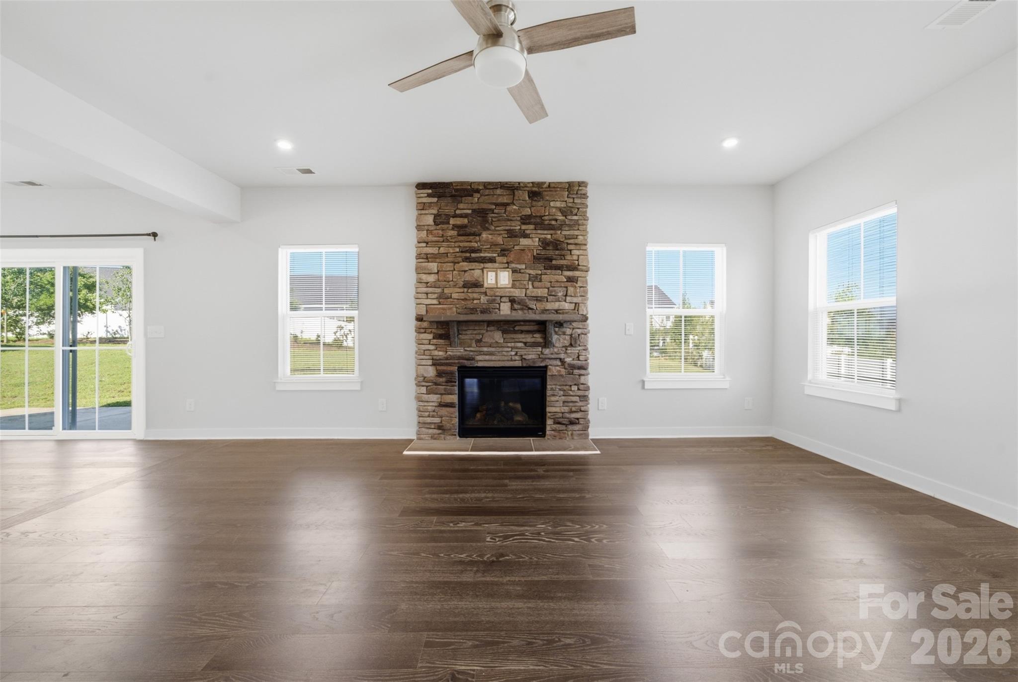 11124 Vanguard Parkway — Huntersville