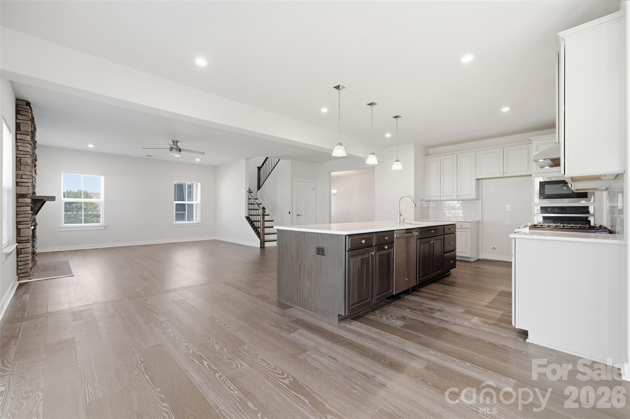 11124 Vanguard Parkway — Huntersville