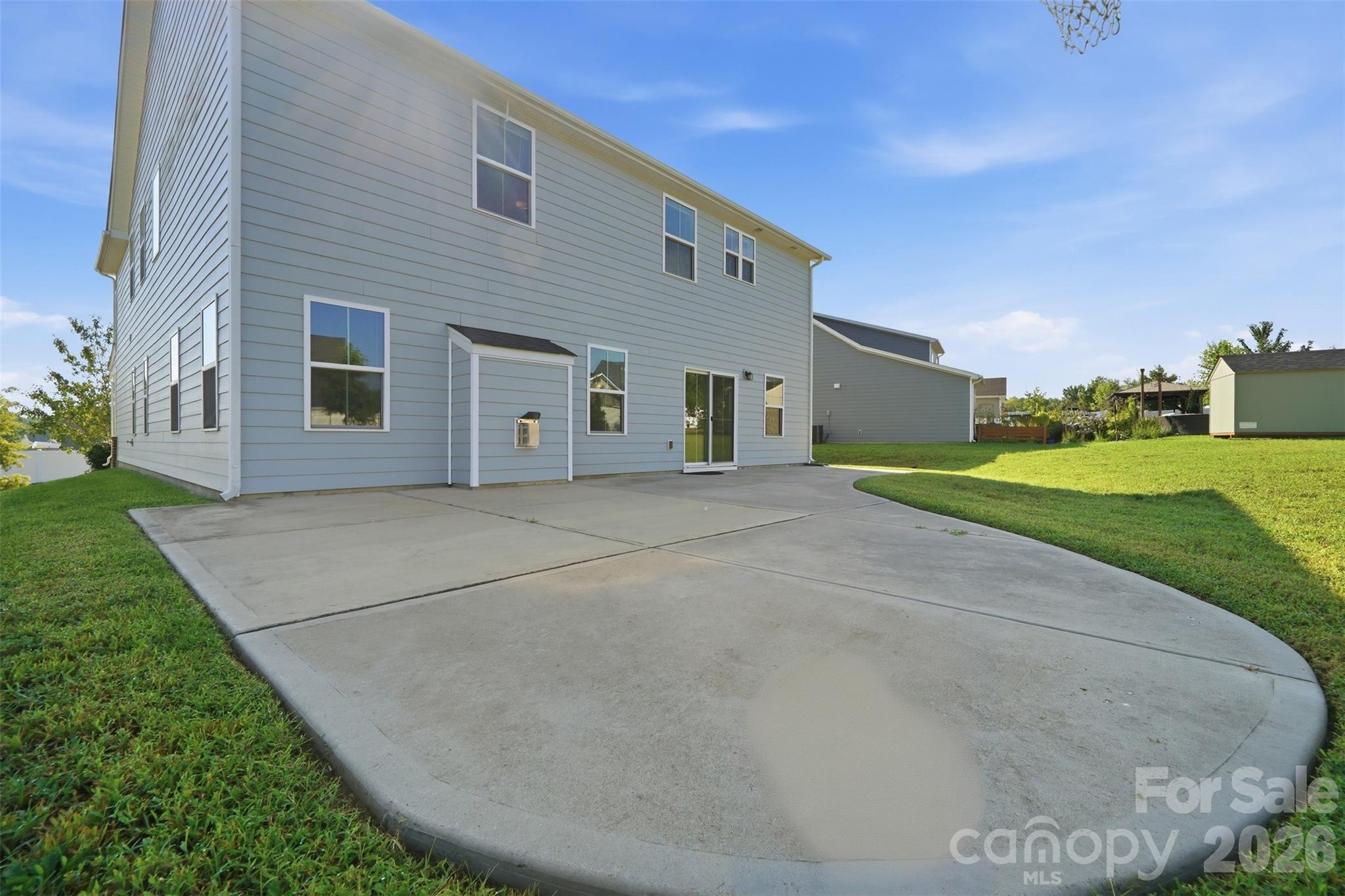 11124 Vanguard Parkway — Huntersville