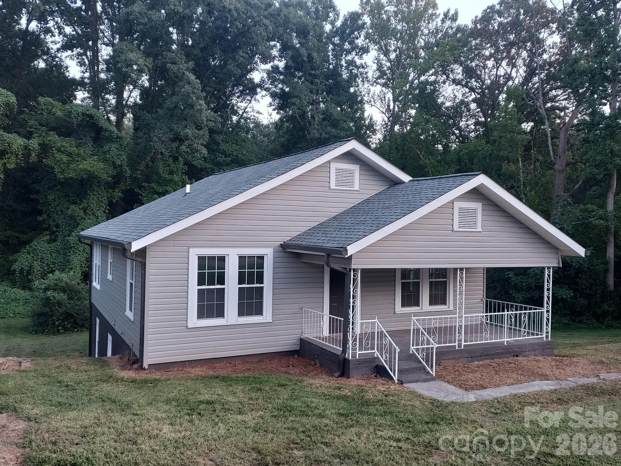 2115 Newton Drive — Statesville
