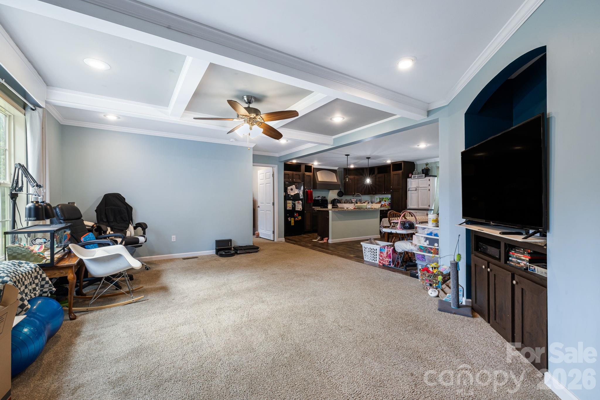 36 Woodrat Drive — Burnsville