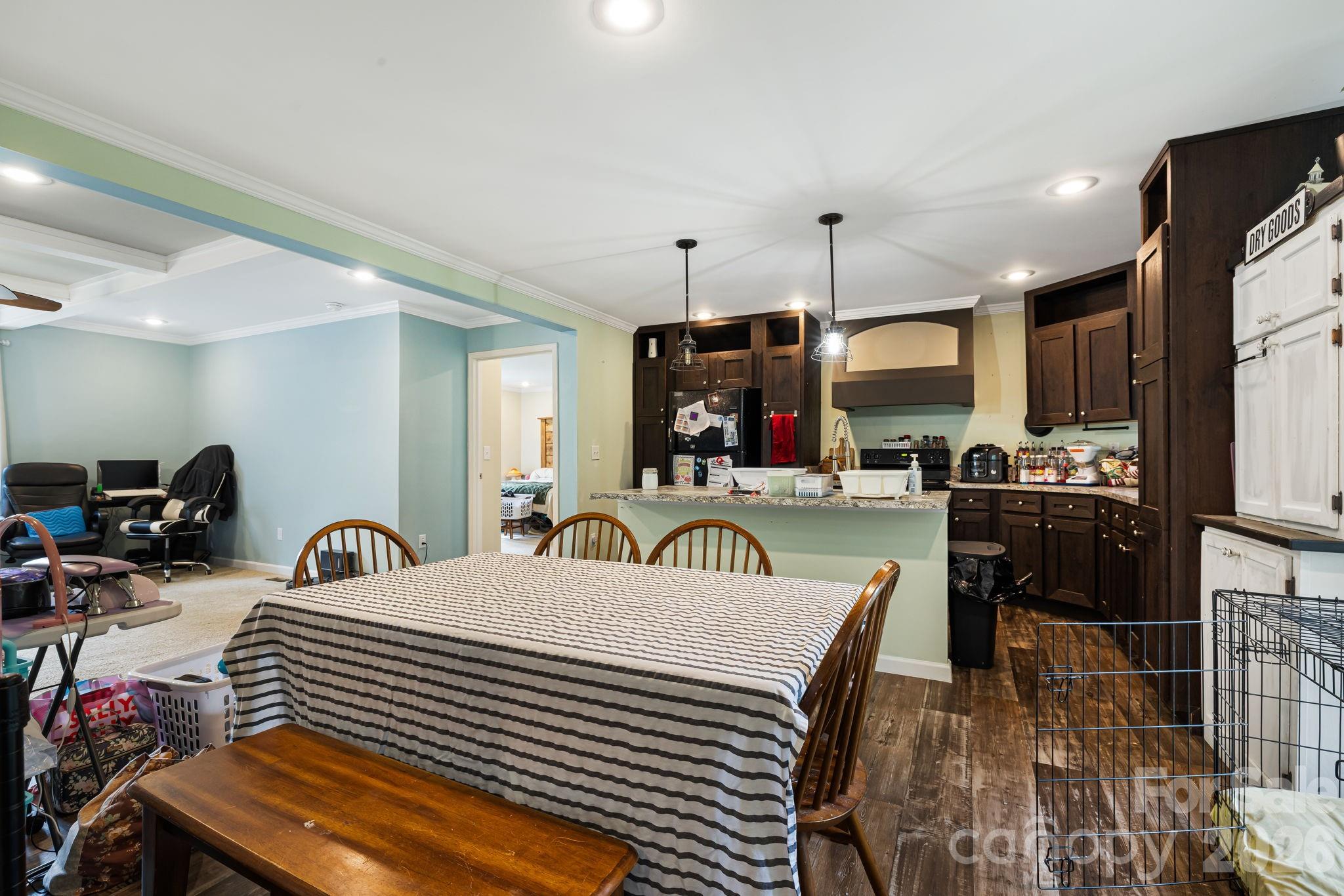 36 Woodrat Drive — Burnsville