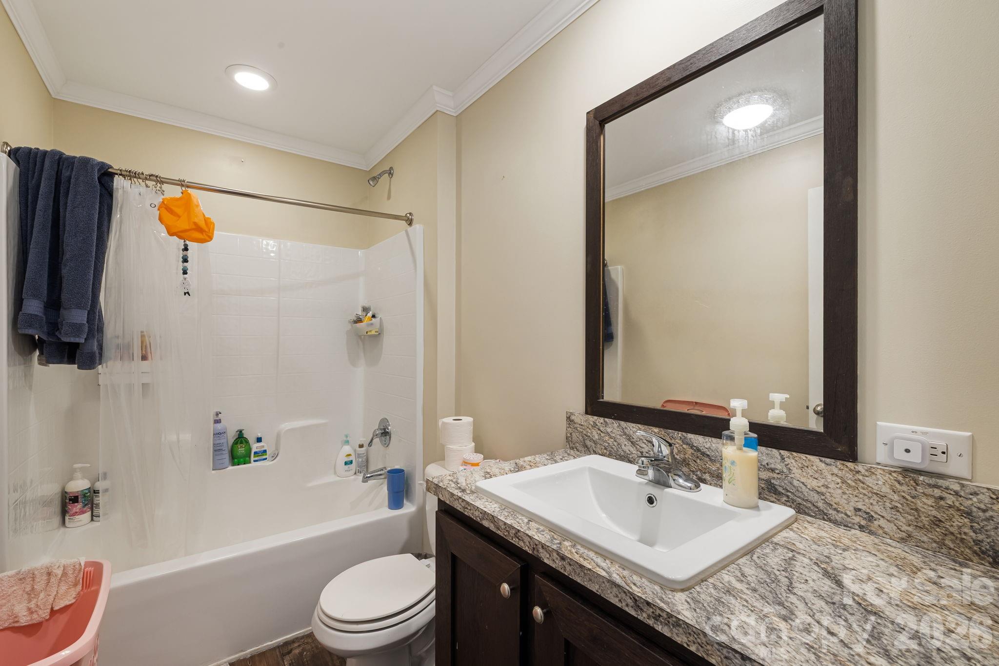 36 Woodrat Drive — Burnsville