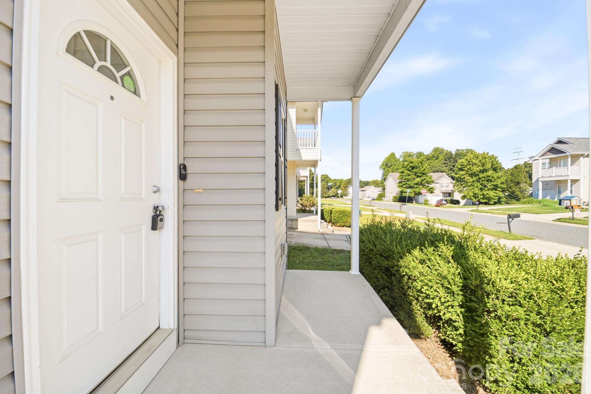 110 Lookout Point Place — Mooresville