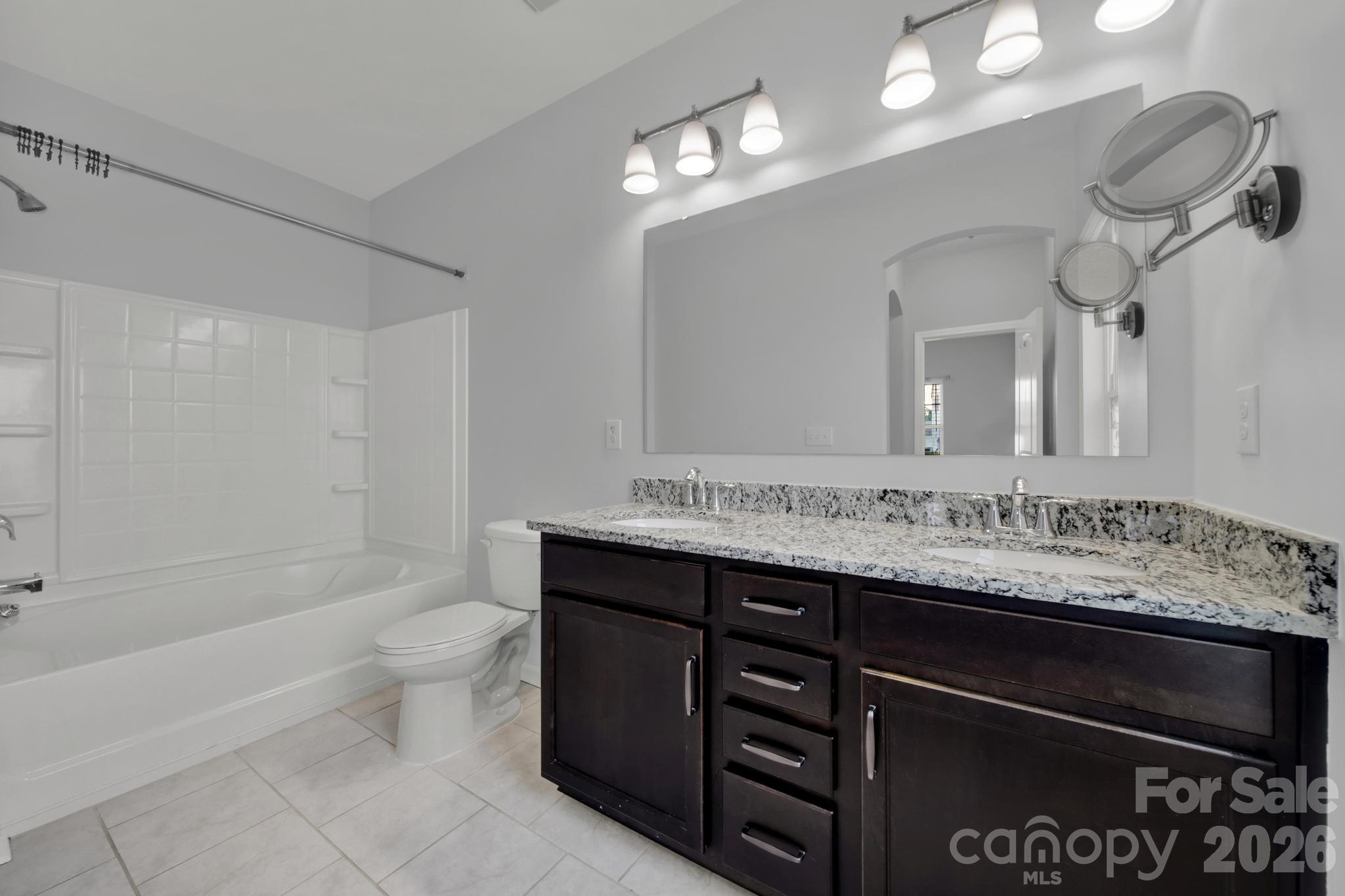 5121 Saddleback Drive — Mount Holly