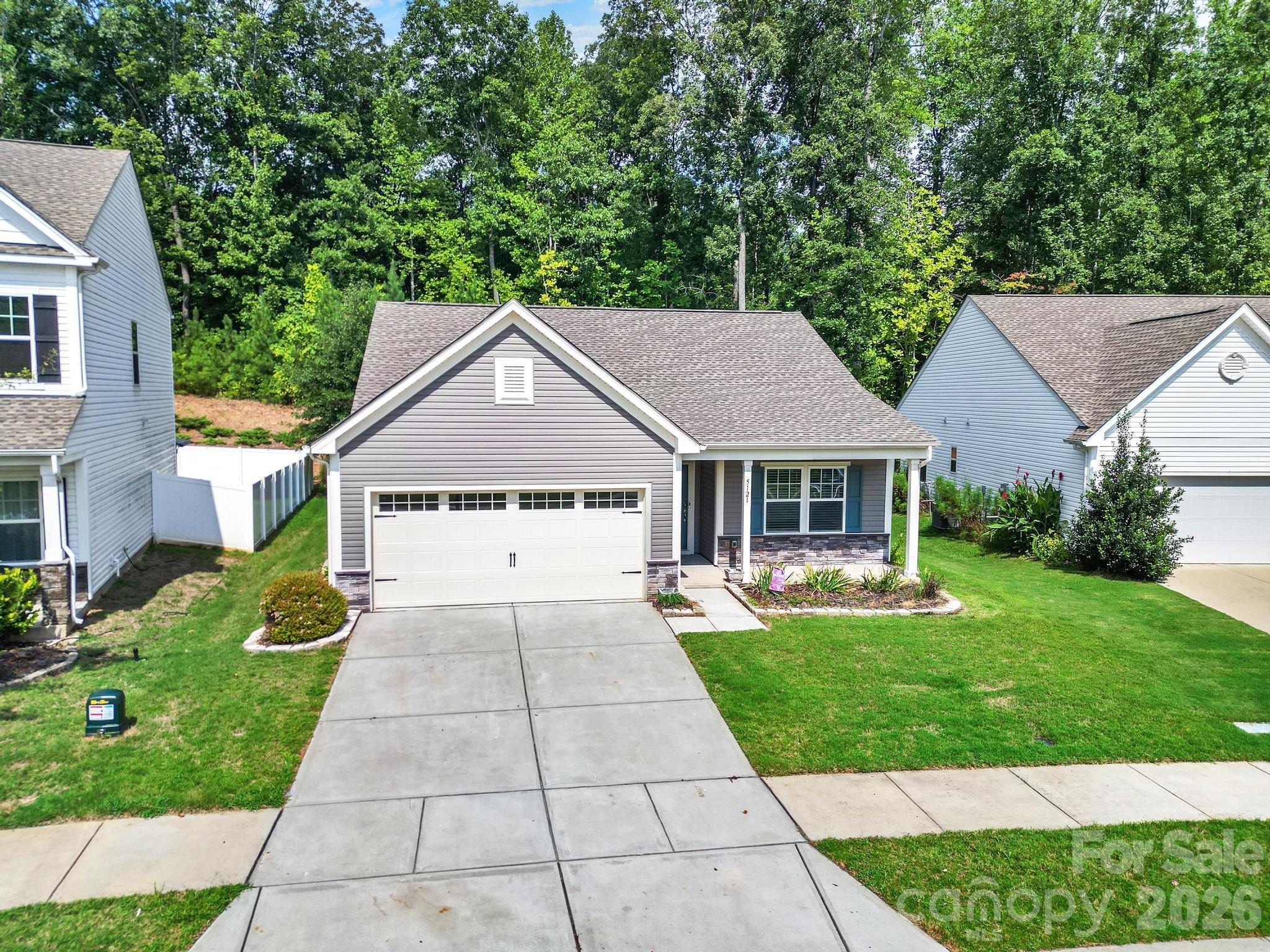 5121 Saddleback Drive — Mount Holly