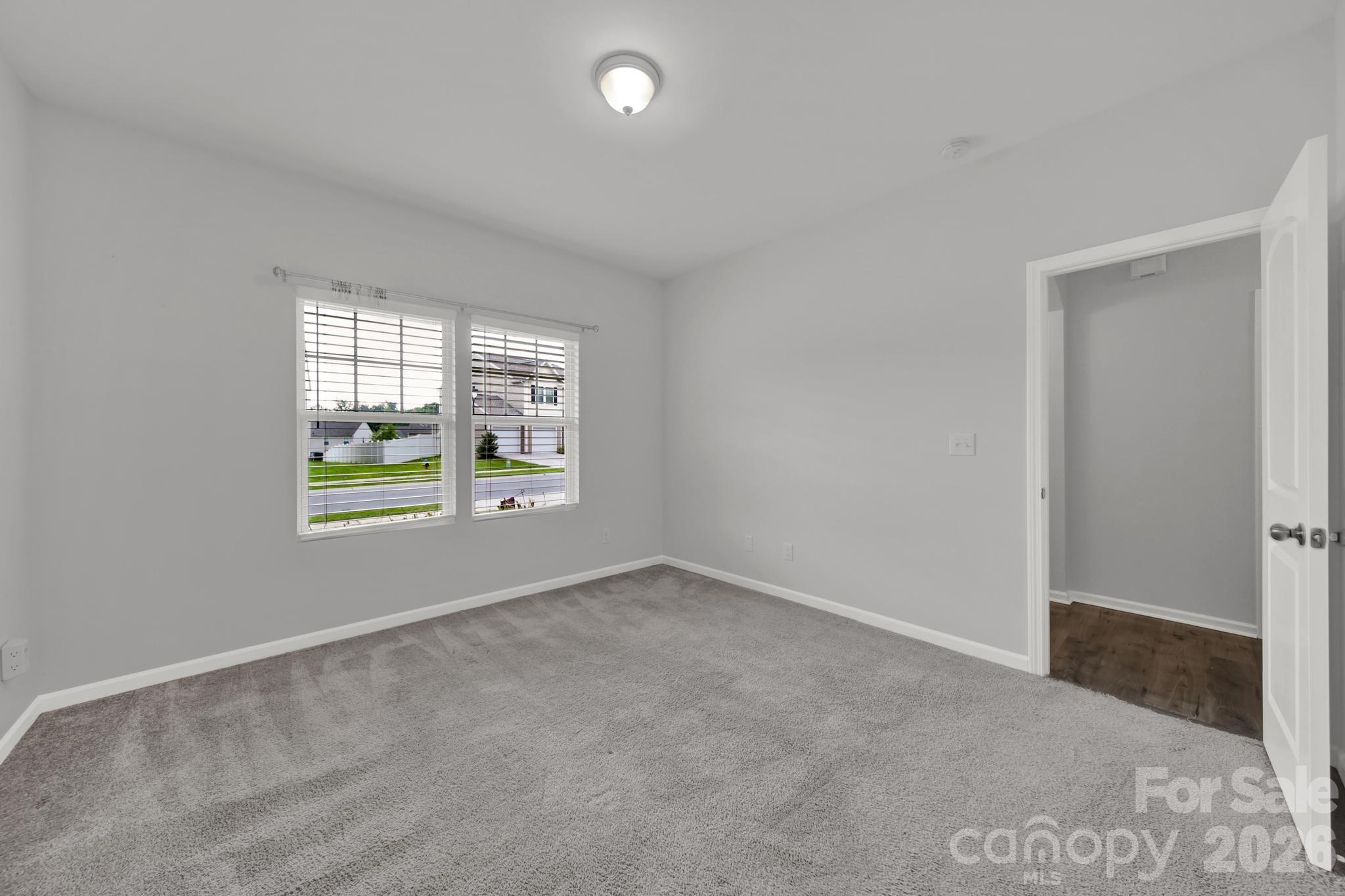 5121 Saddleback Drive — Mount Holly
