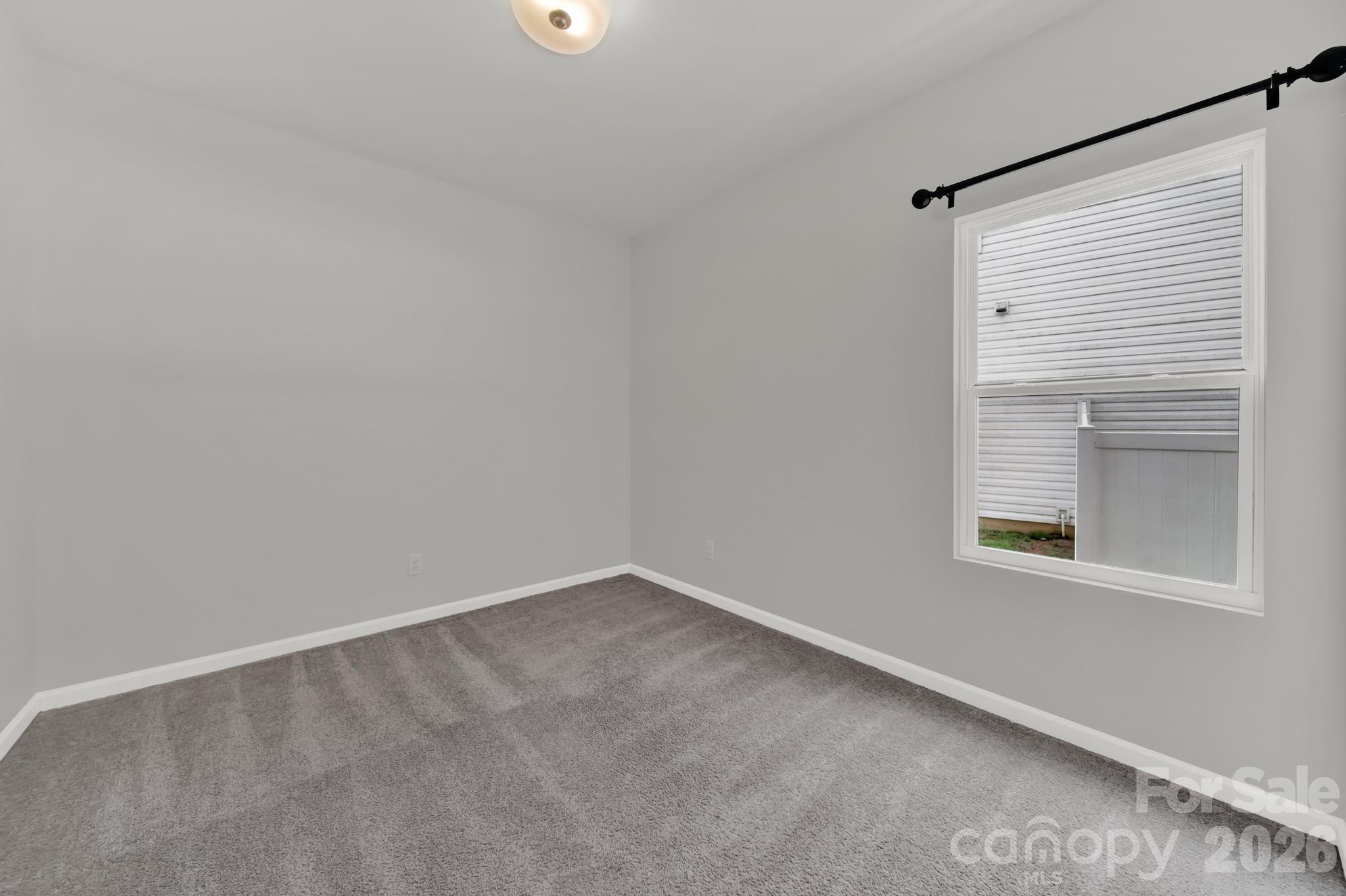5121 Saddleback Drive — Mount Holly