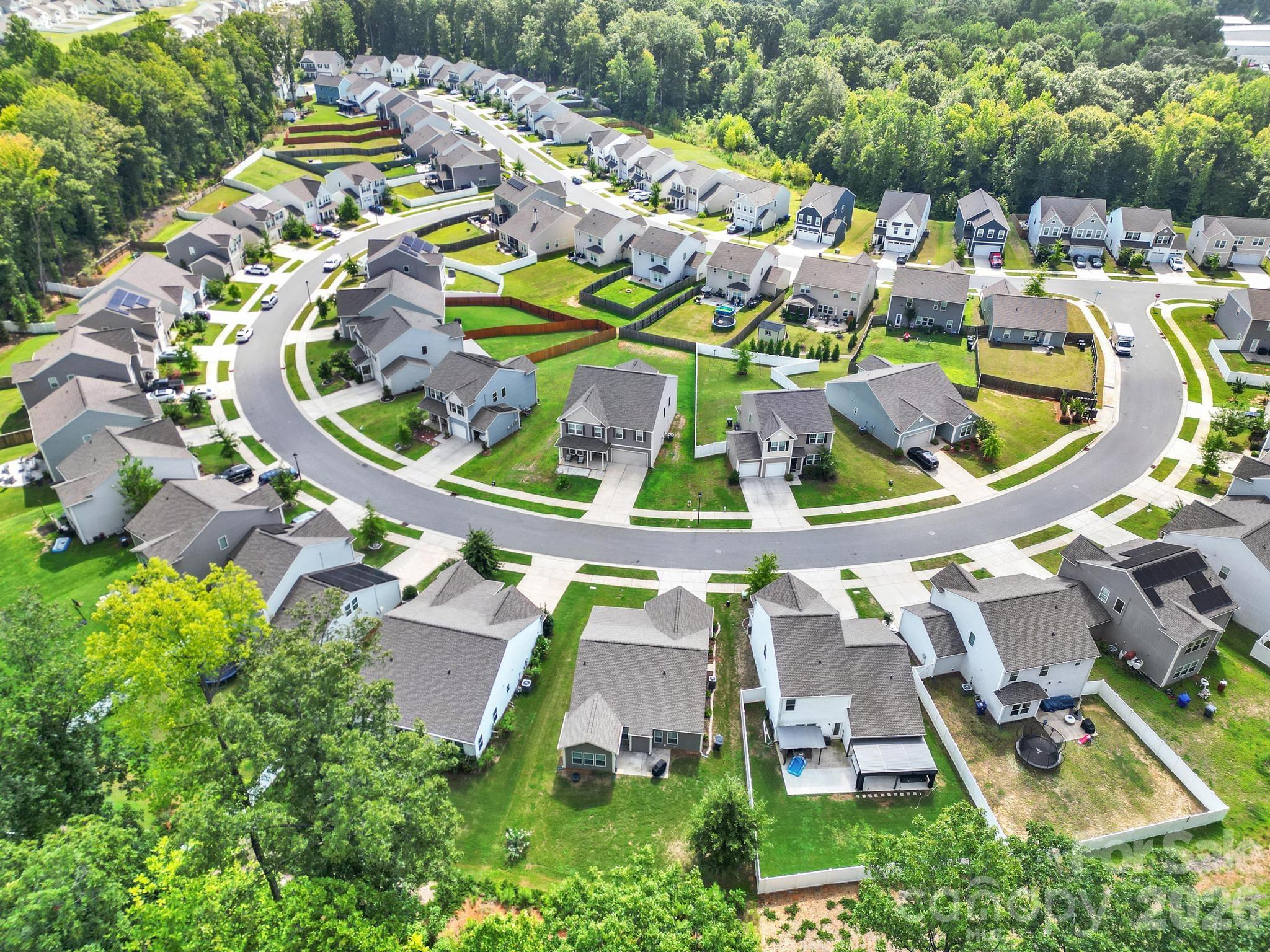 5121 Saddleback Drive — Mount Holly