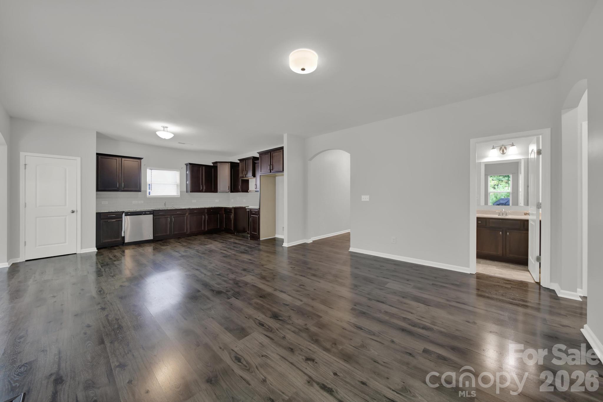 5121 Saddleback Drive — Mount Holly