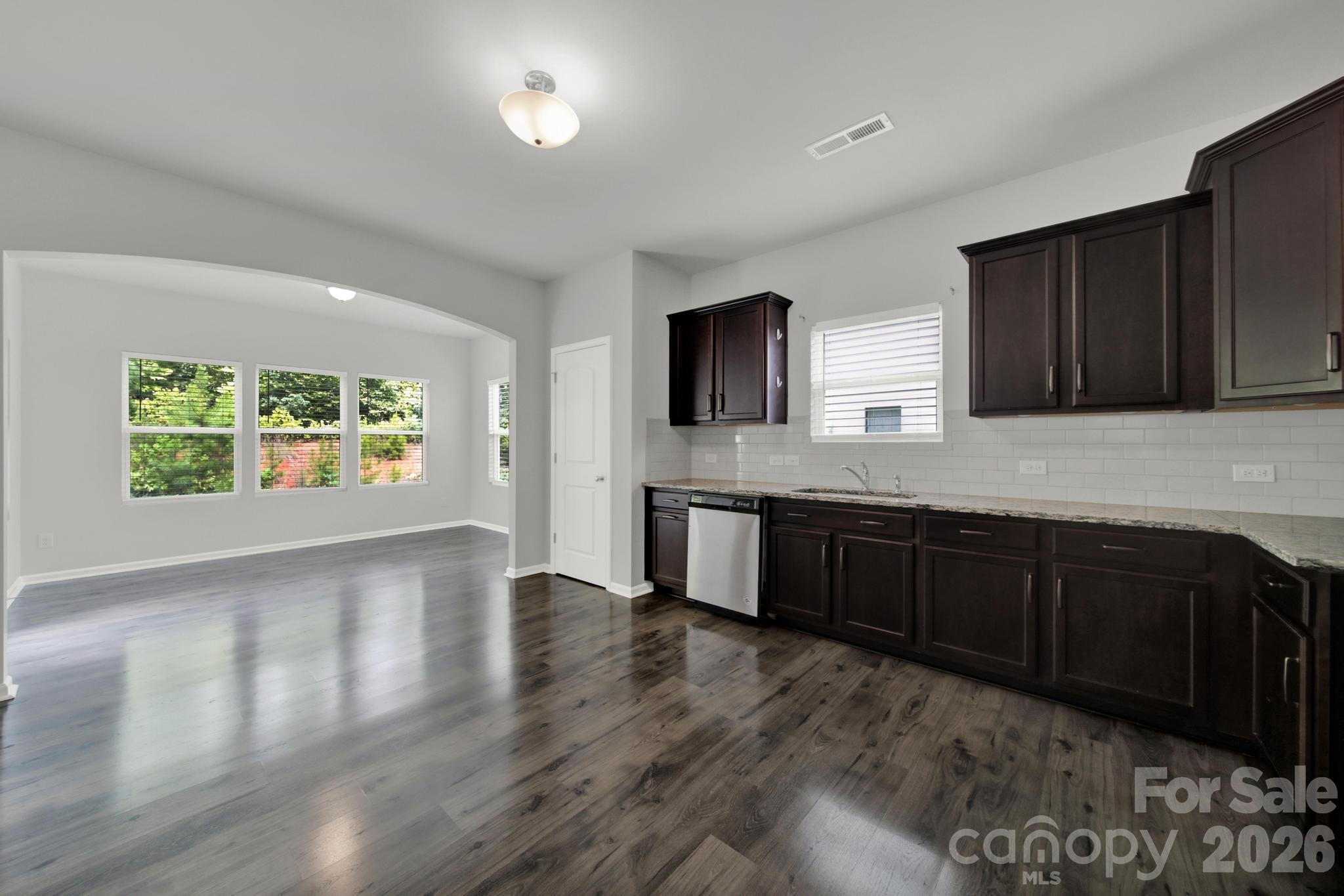 5121 Saddleback Drive — Mount Holly