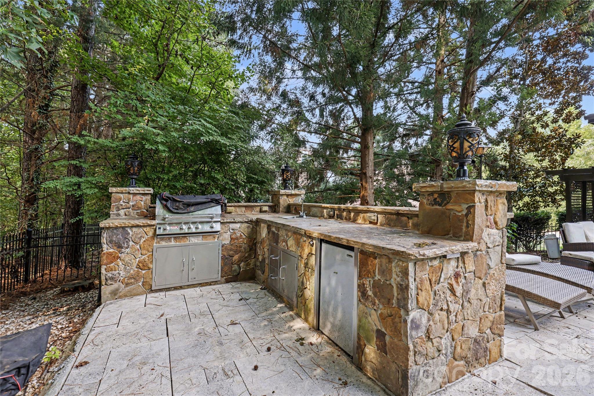 17018 Harcombe Drive — Charlotte