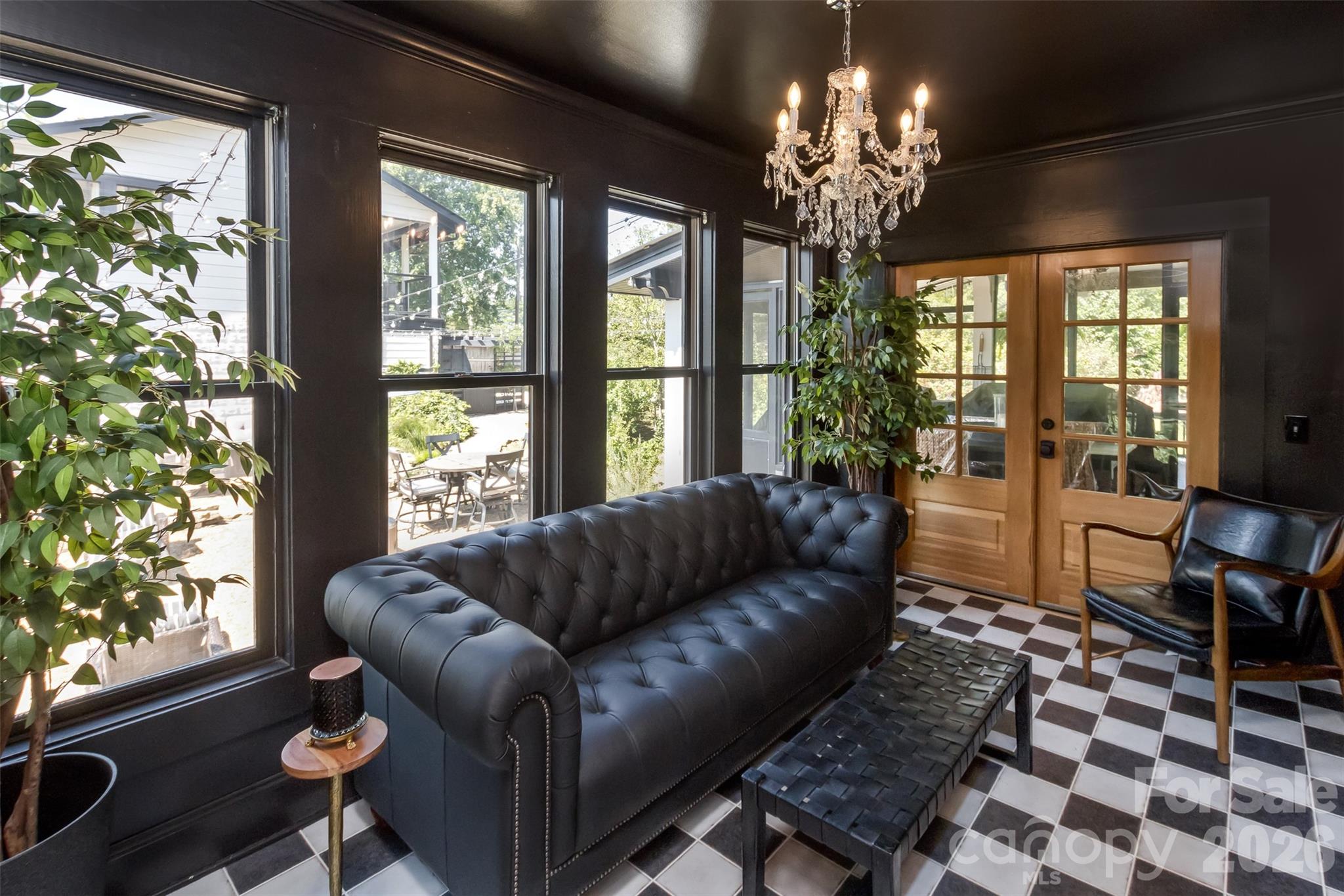293 Fairview Road — Asheville