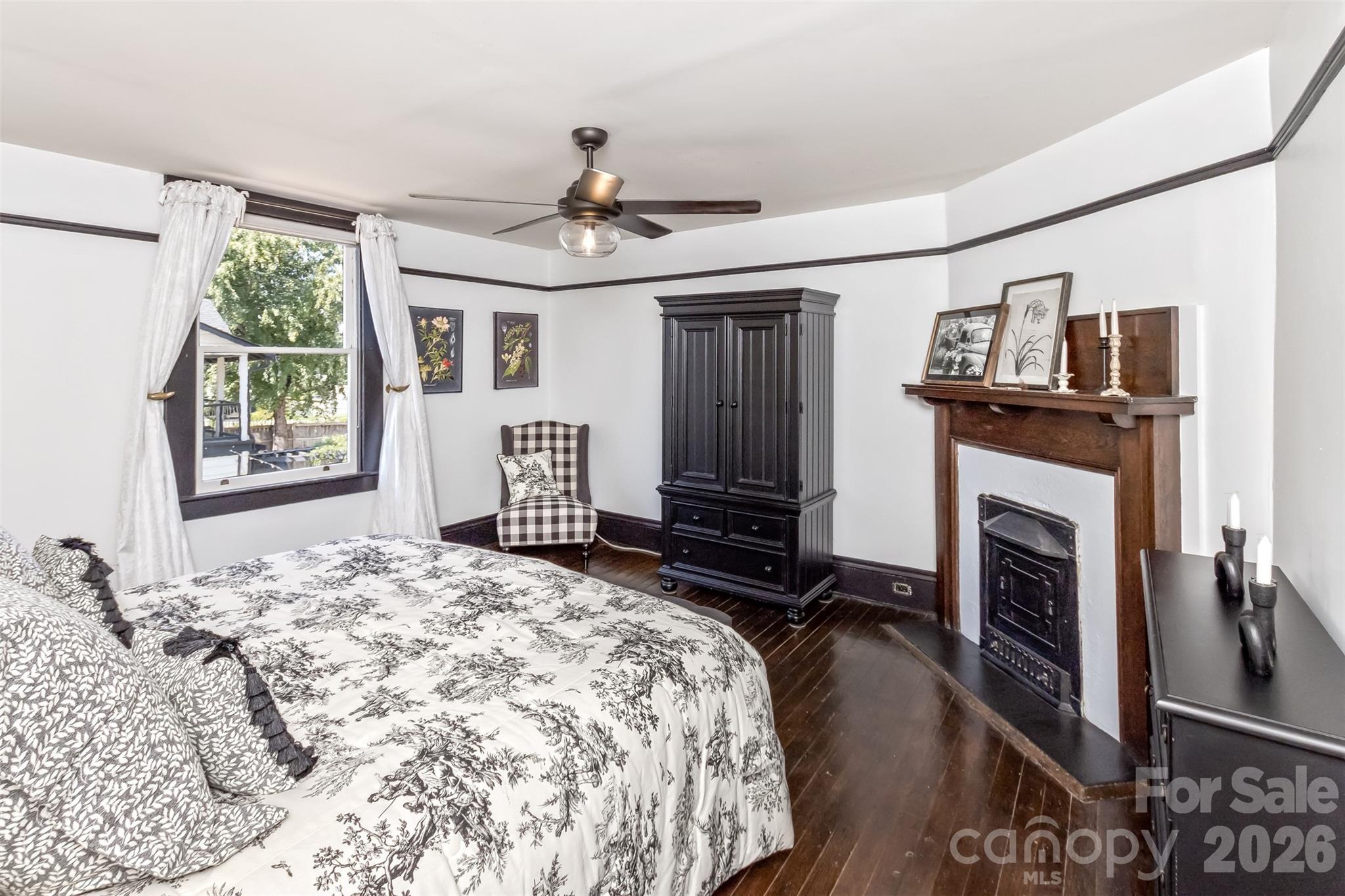 293 Fairview Road — Asheville