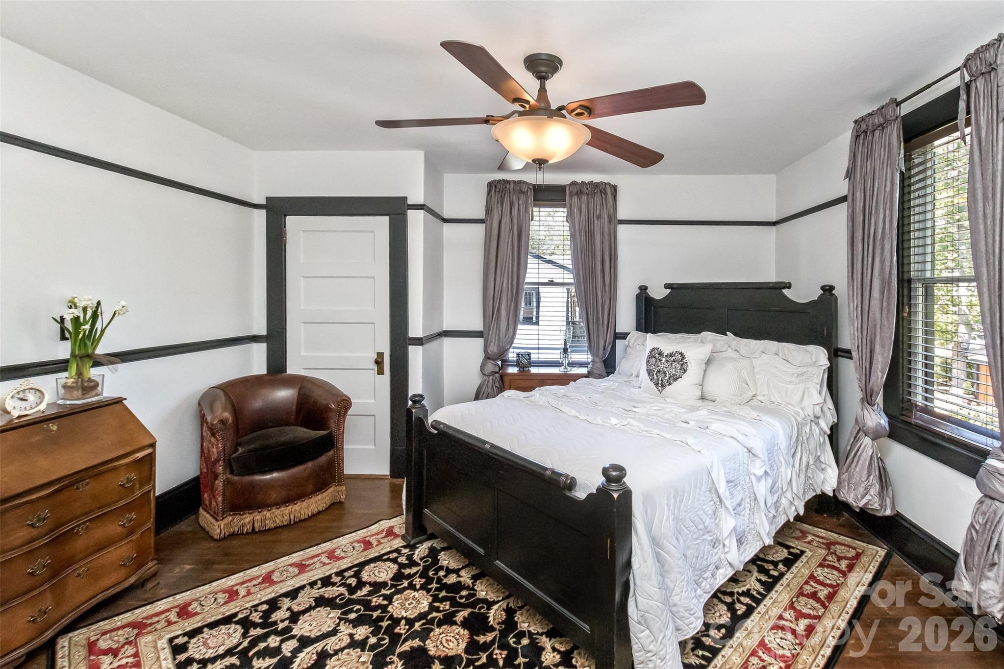 293 Fairview Road — Asheville