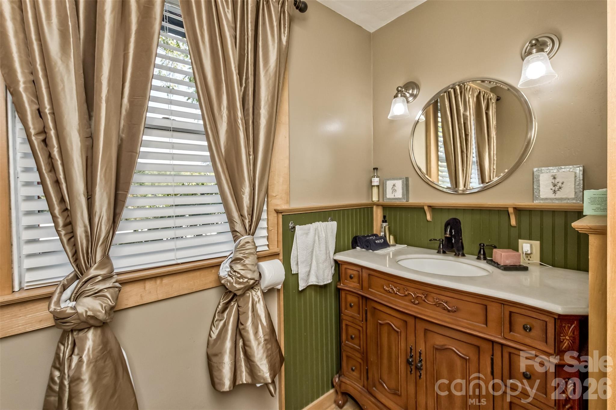 293 Fairview Road — Asheville
