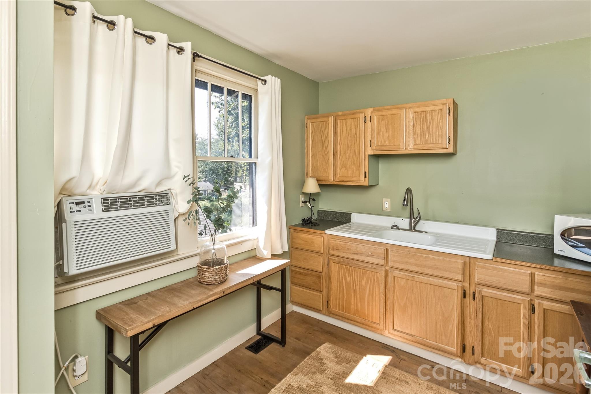 293 Fairview Road — Asheville