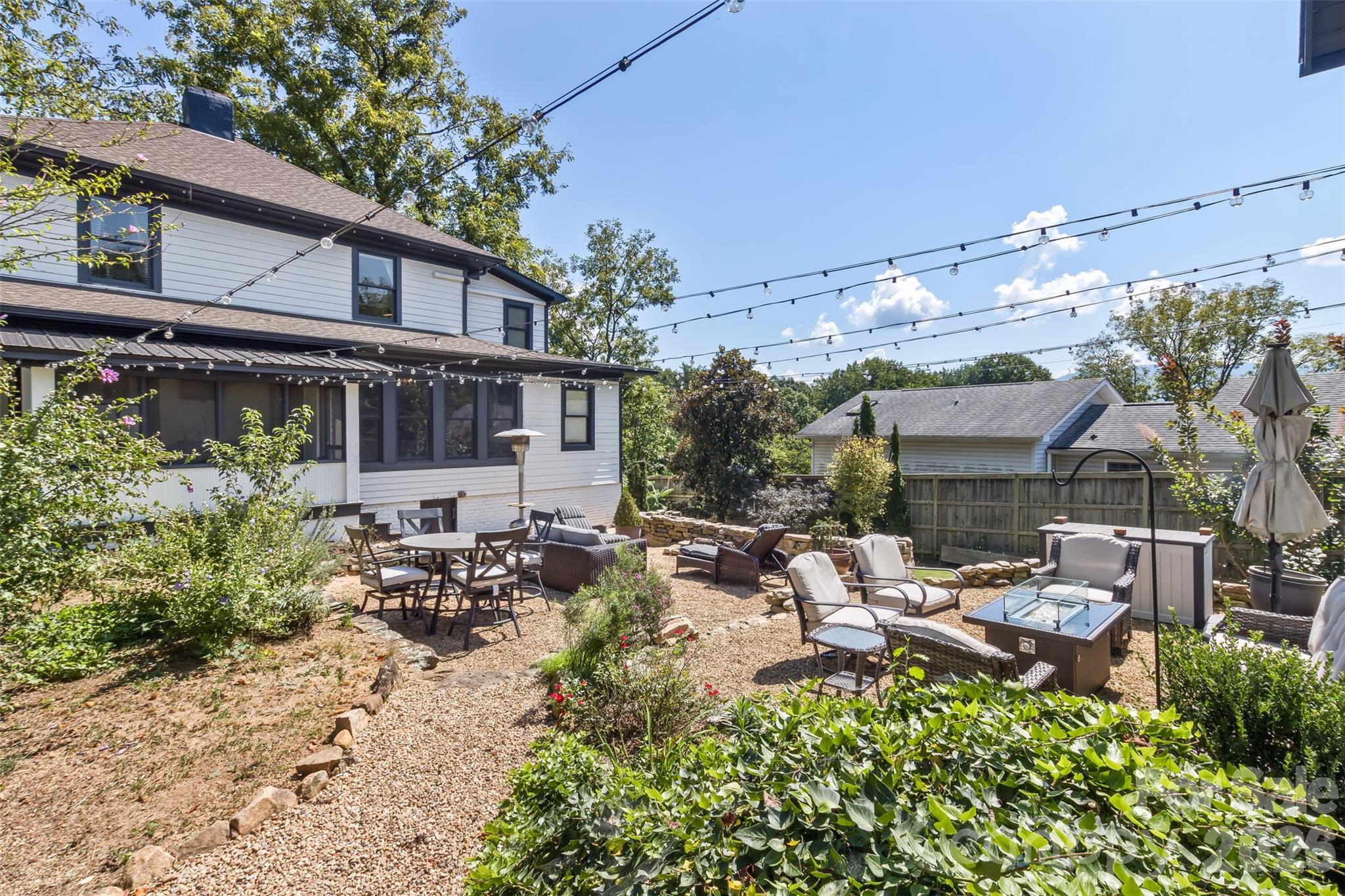 293 Fairview Road — Asheville