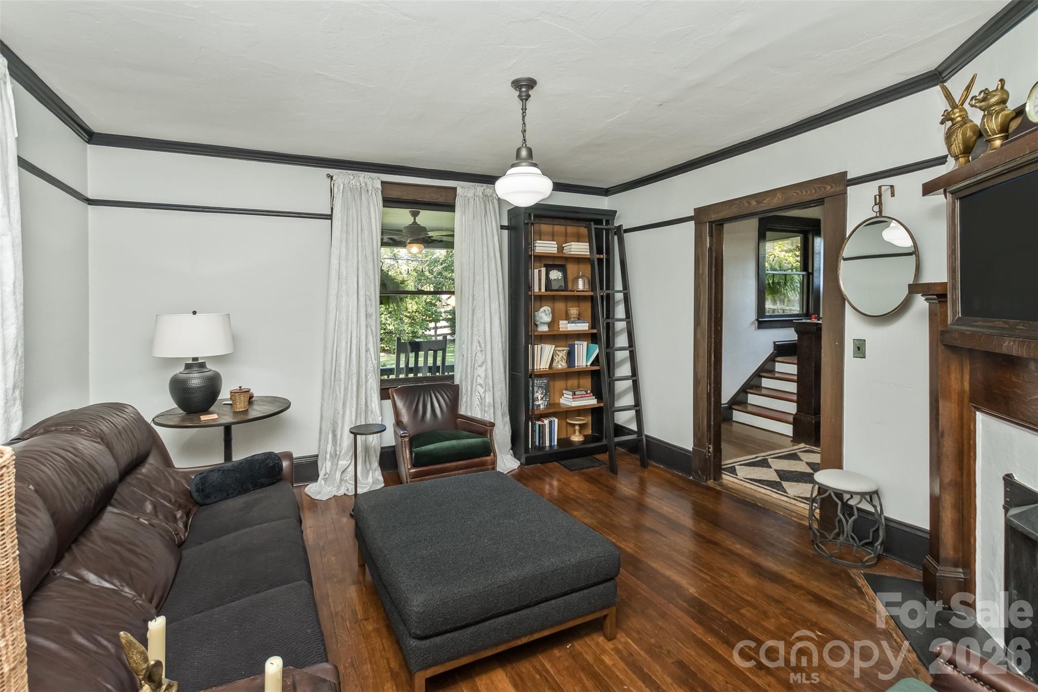 293 Fairview Road — Asheville