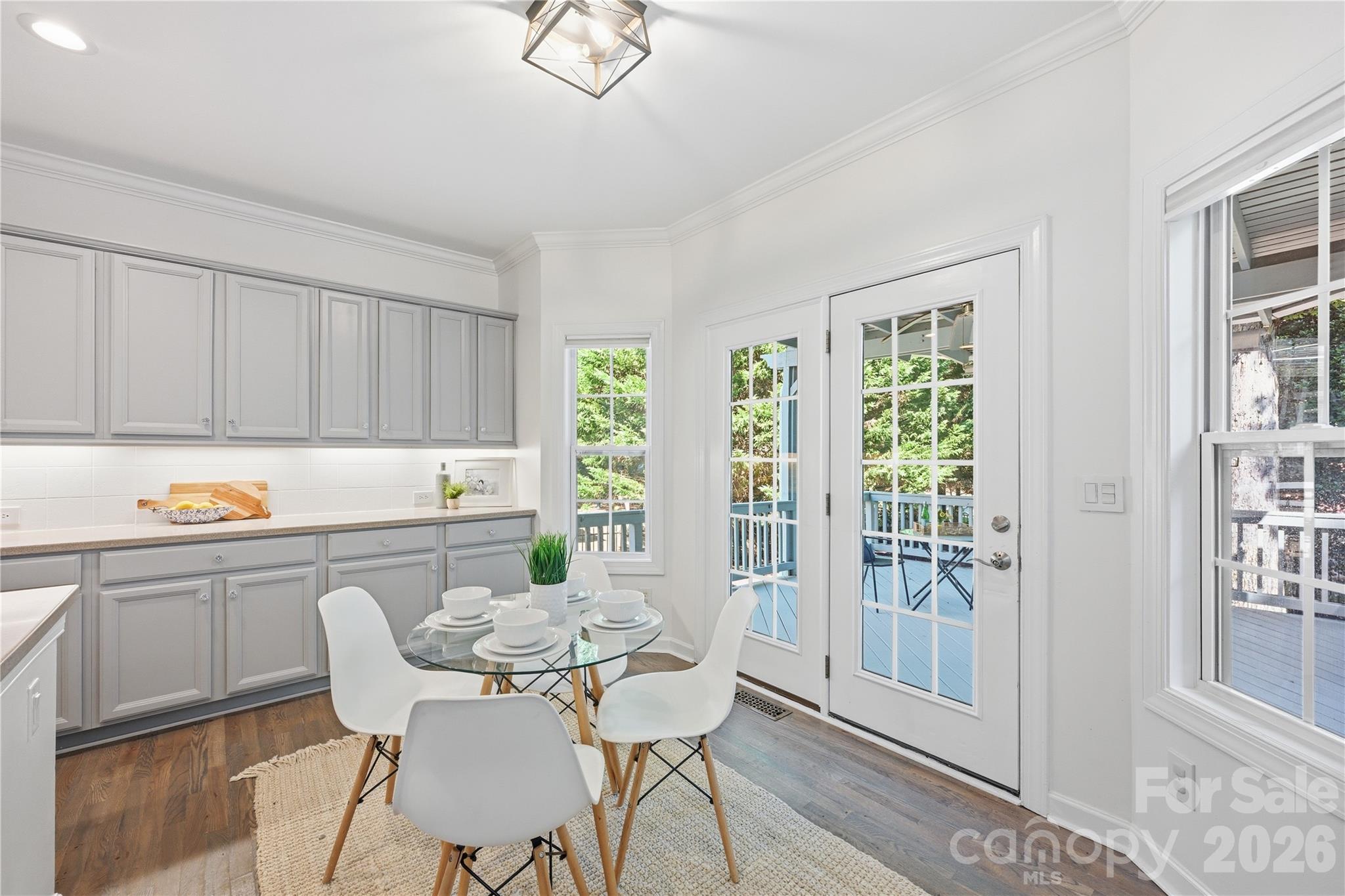 8017 Pendley Lane — Huntersville