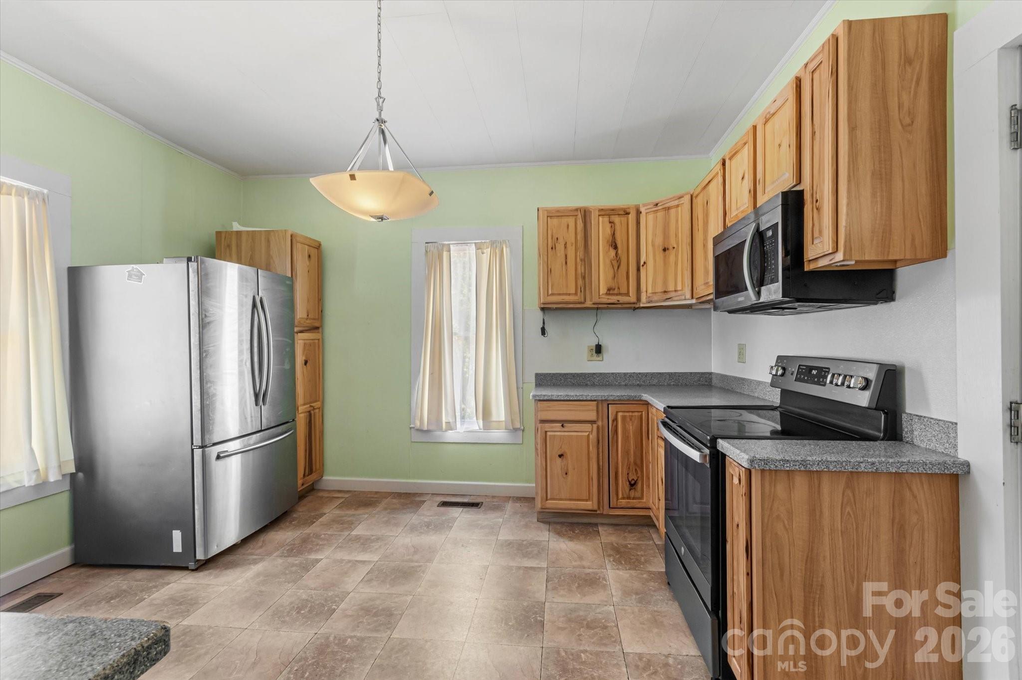 466 Miller Avenue — Marion