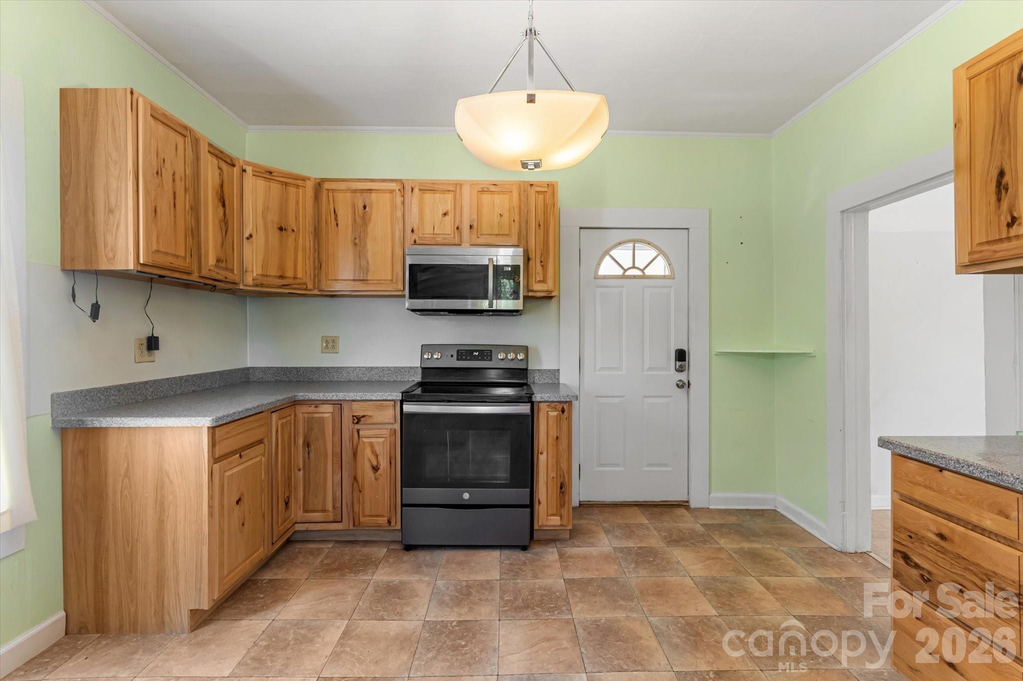 466 Miller Avenue — Marion