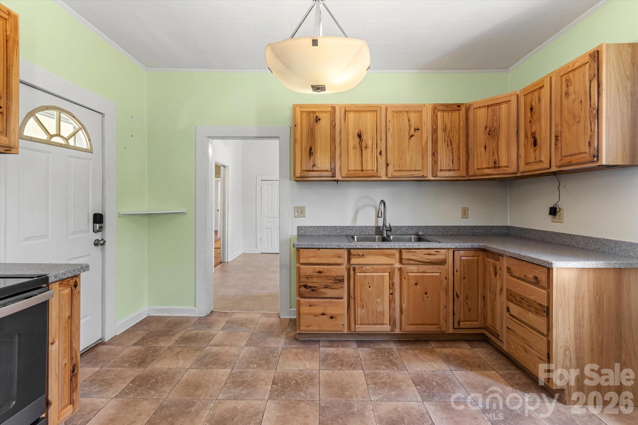 466 Miller Avenue — Marion