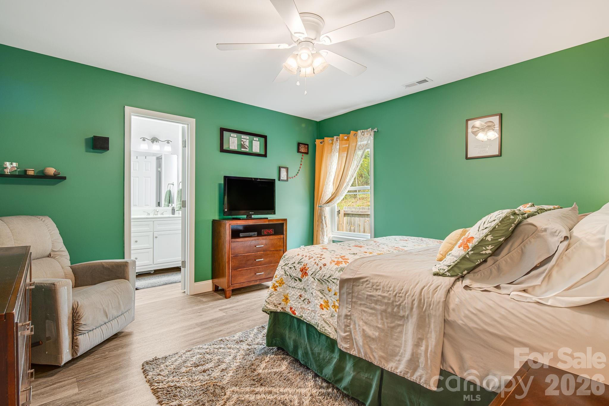 40 Quinn Hill Lane — Mars Hill