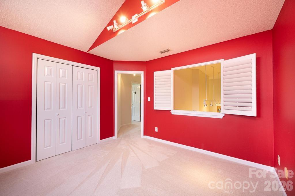 2231 6th Street NW #16 — Hickory