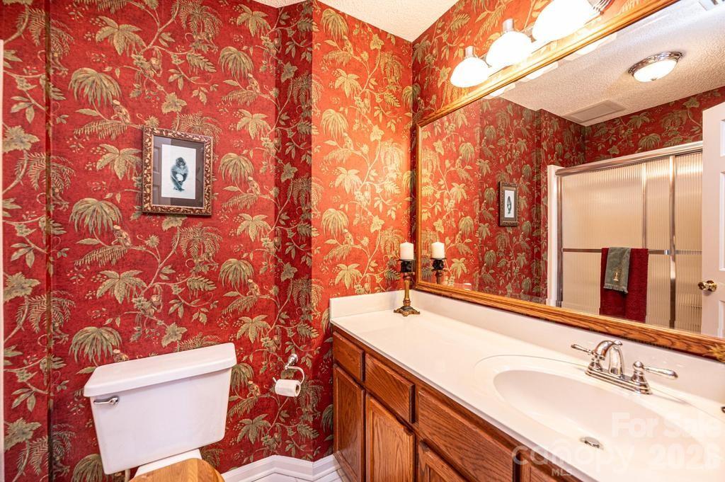 2231 6th Street NW #16 — Hickory