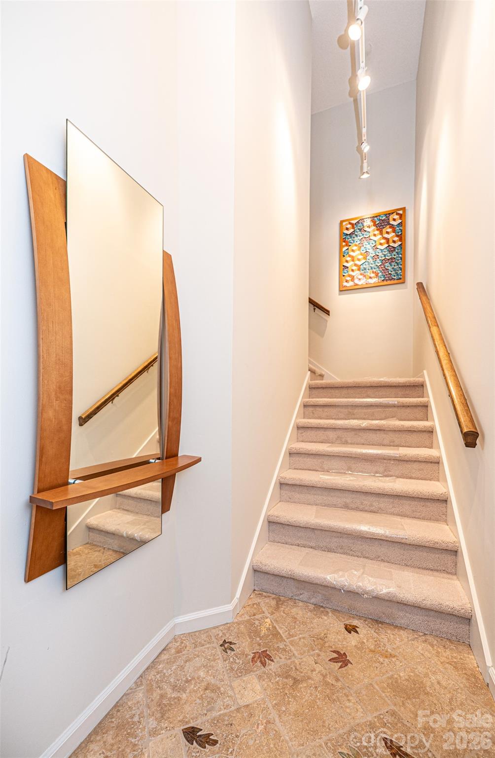 2231 6th Street NW #16 — Hickory