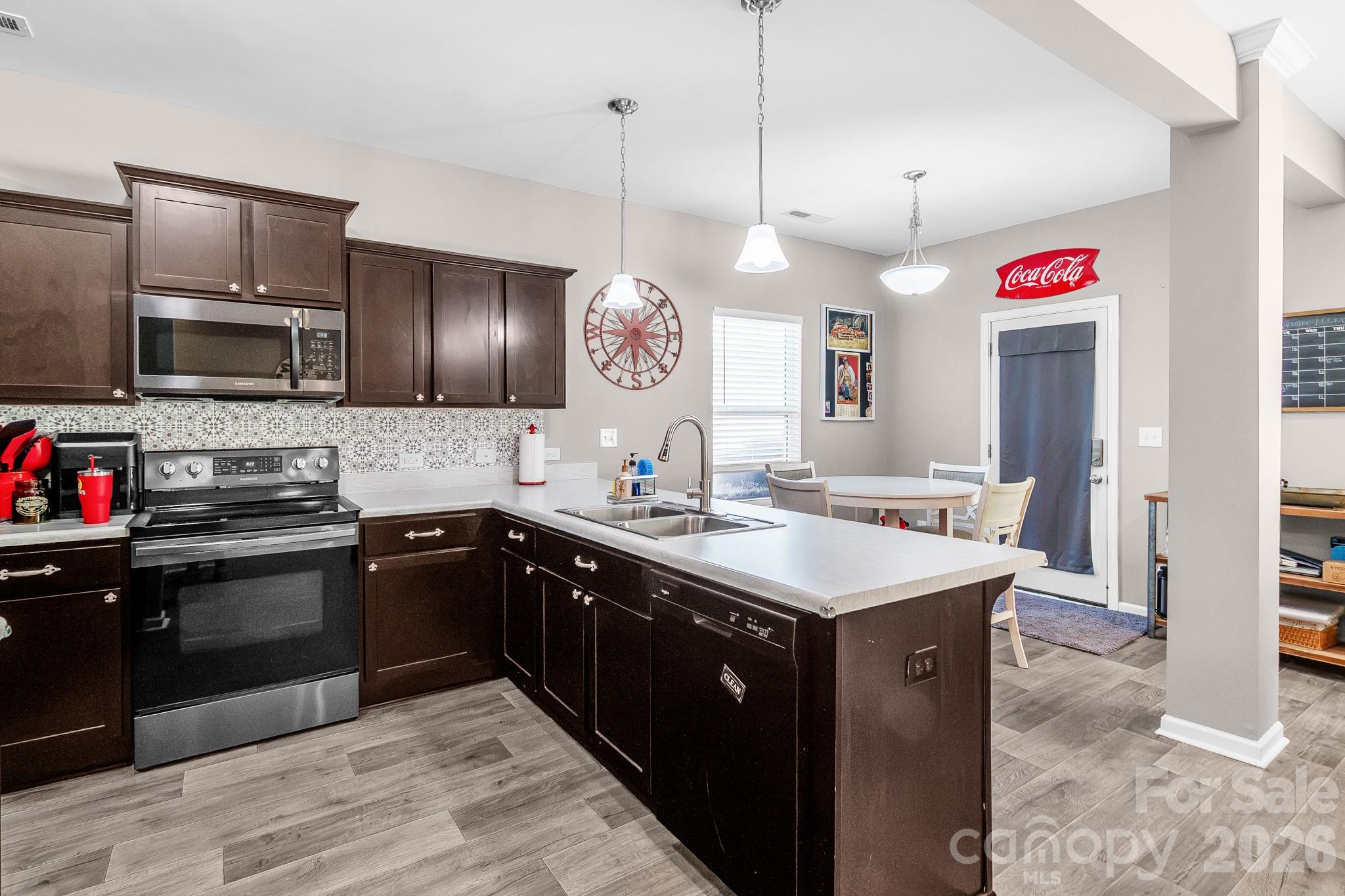 525 Newfound Hollow Drive — Charlotte