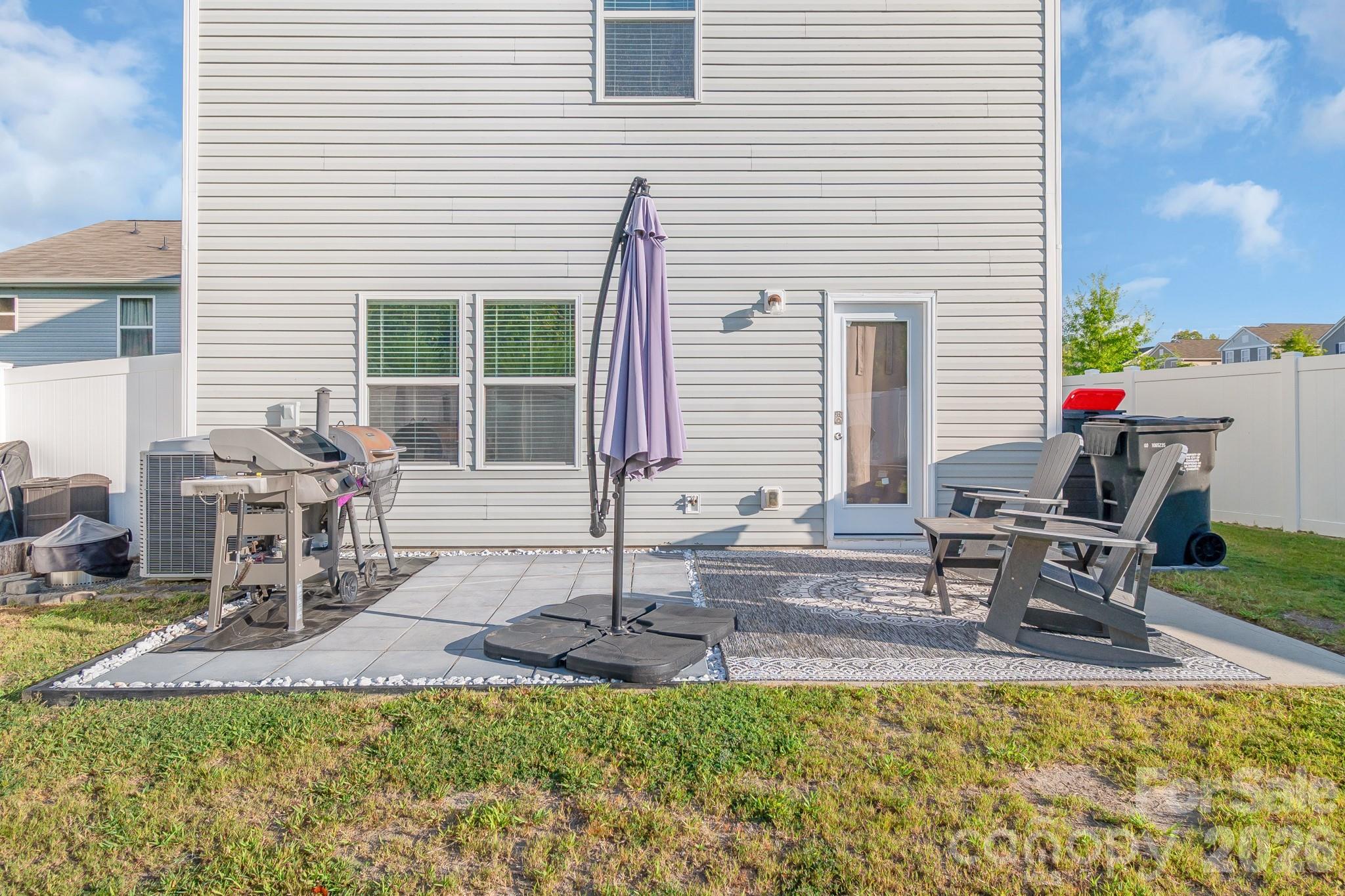 525 Newfound Hollow Drive — Charlotte