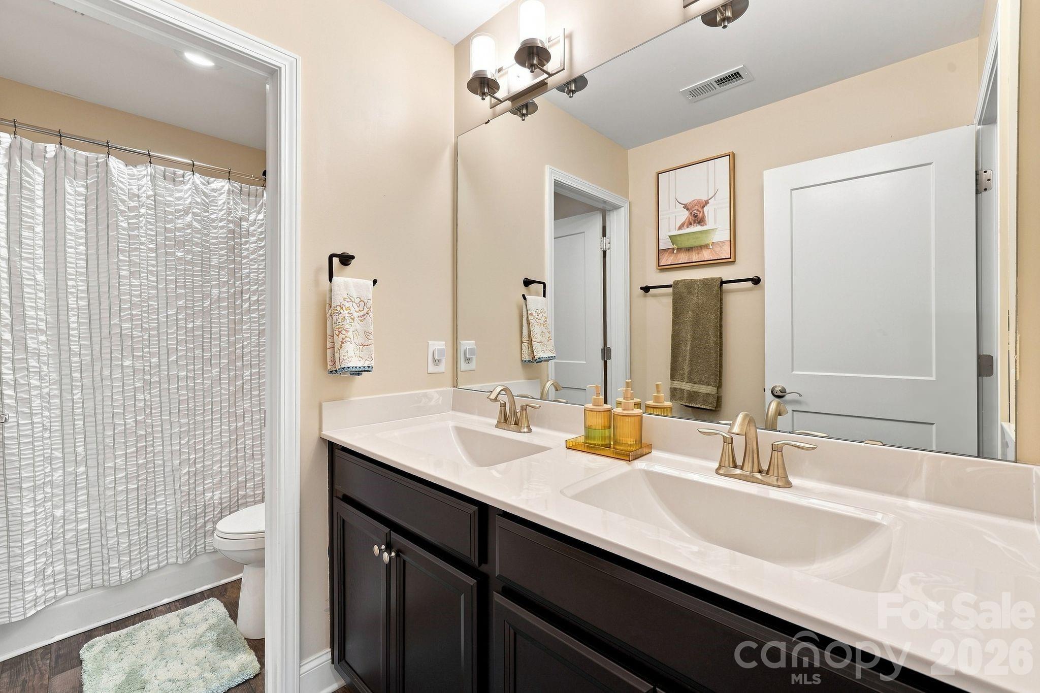 2902 Oakdale Road — Charlotte