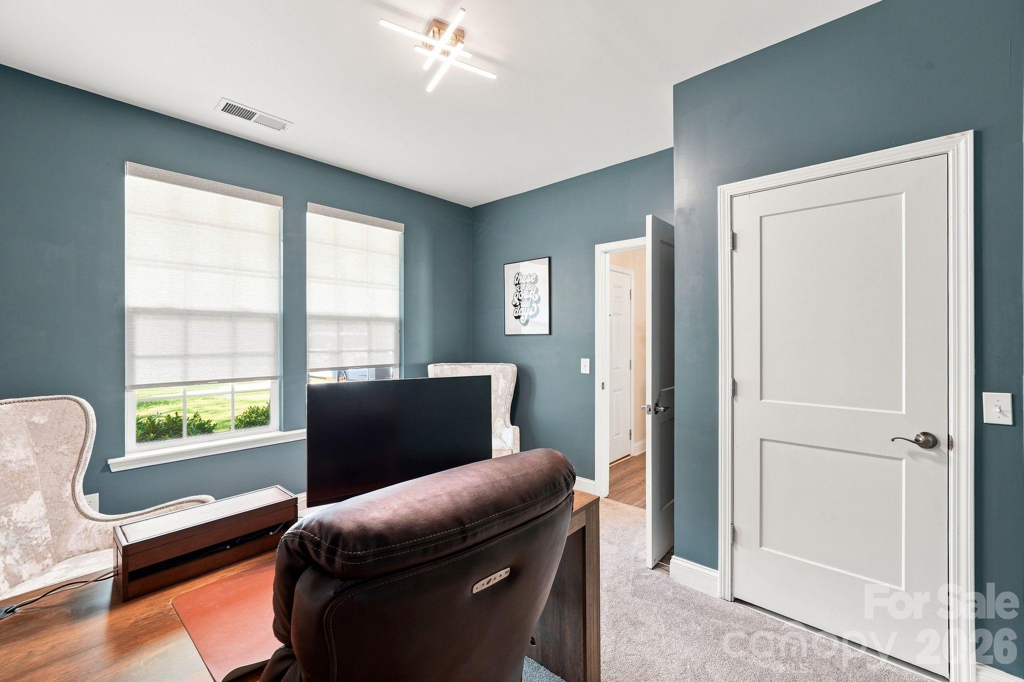 2902 Oakdale Road — Charlotte