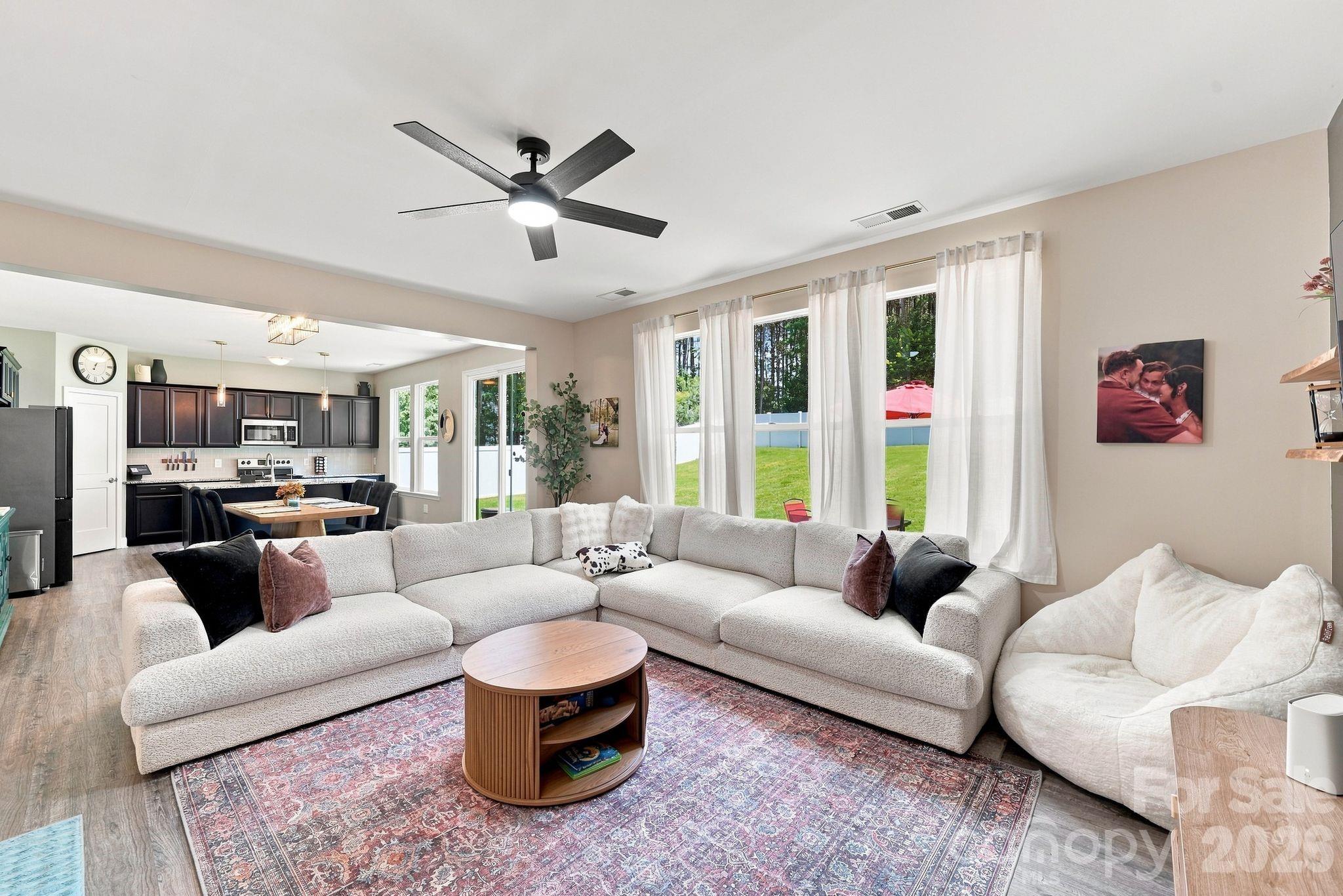 2902 Oakdale Road — Charlotte