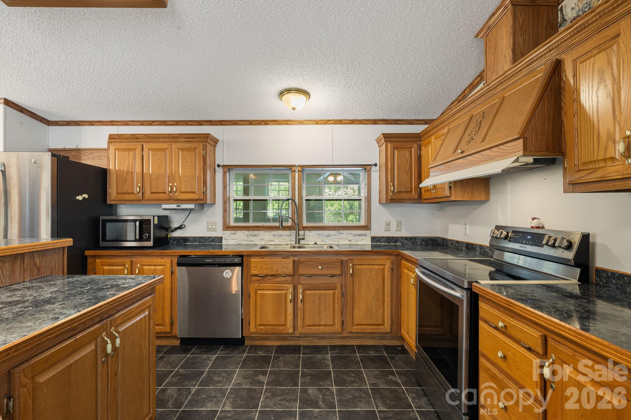 45 Shelby Road — Asheville